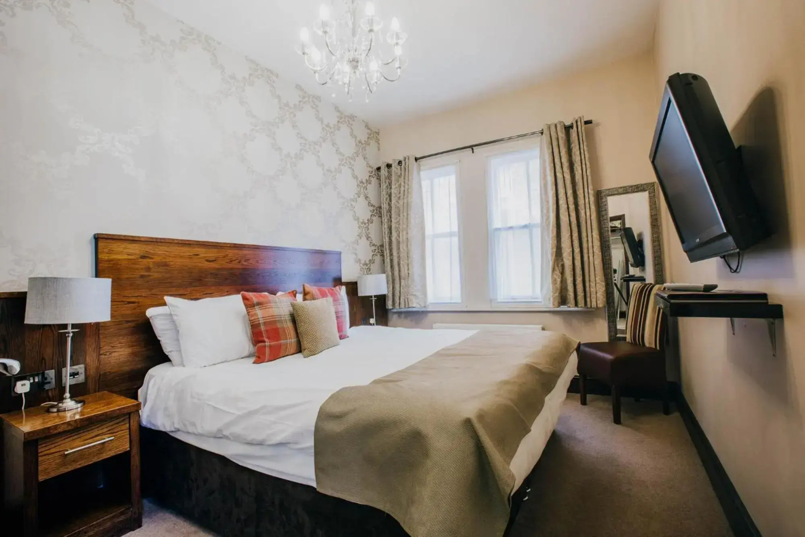Duke Of Edinburgh Hotel