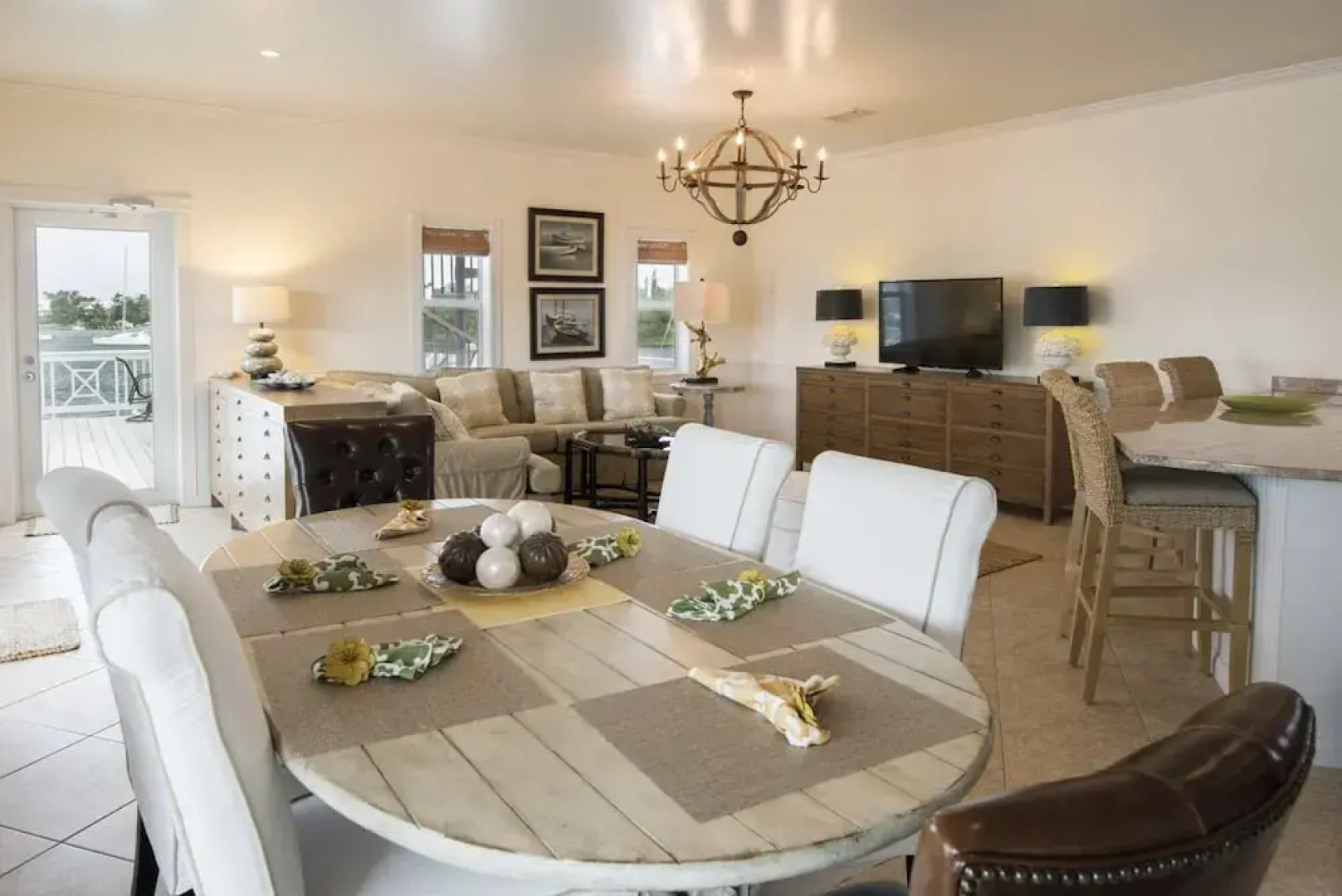 Hope Town Inn & Marina