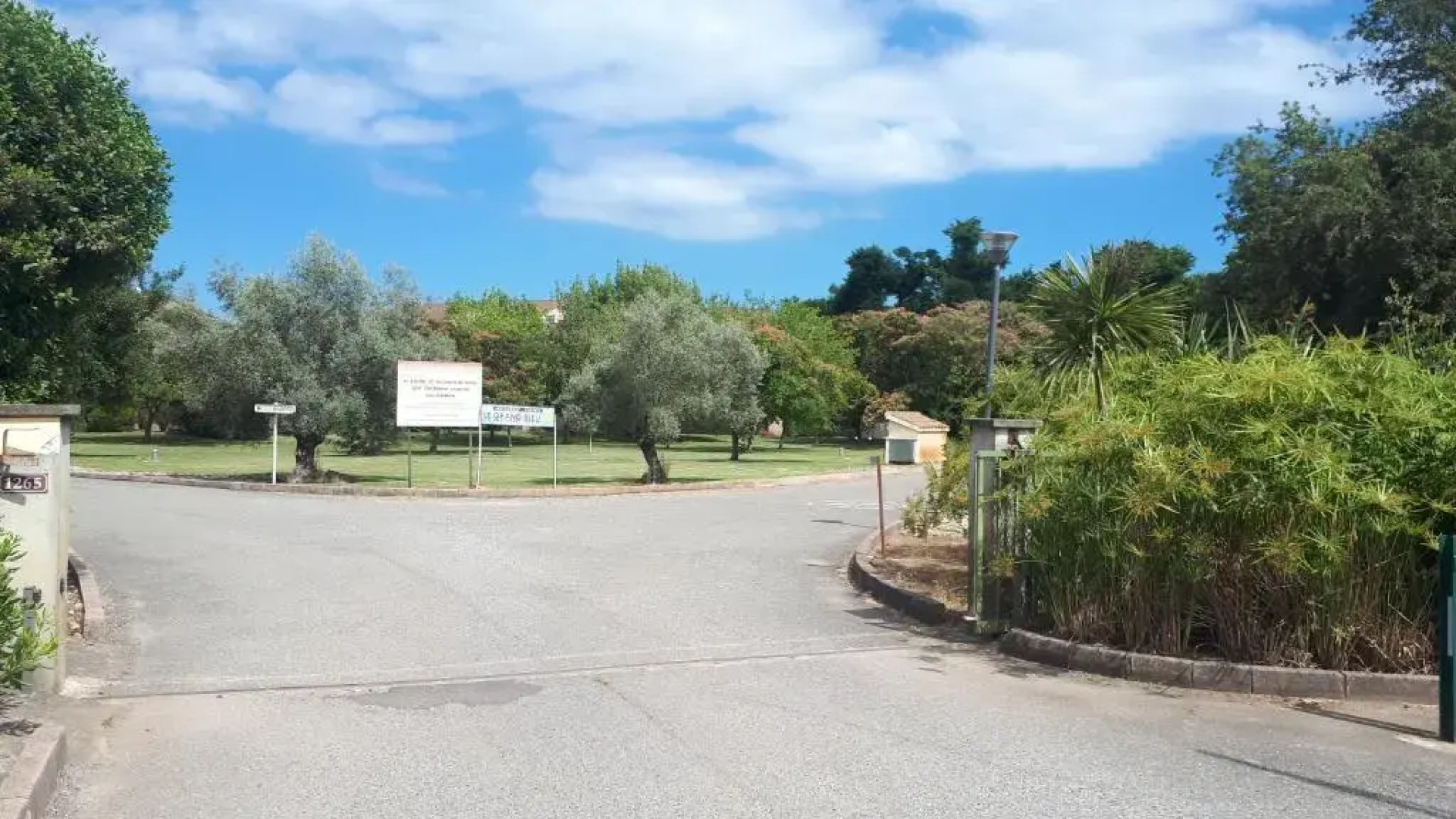 Résidence Les Marines de Moriani pieds dans l'eau duplex avec terrasses vue mer,6-8 pers