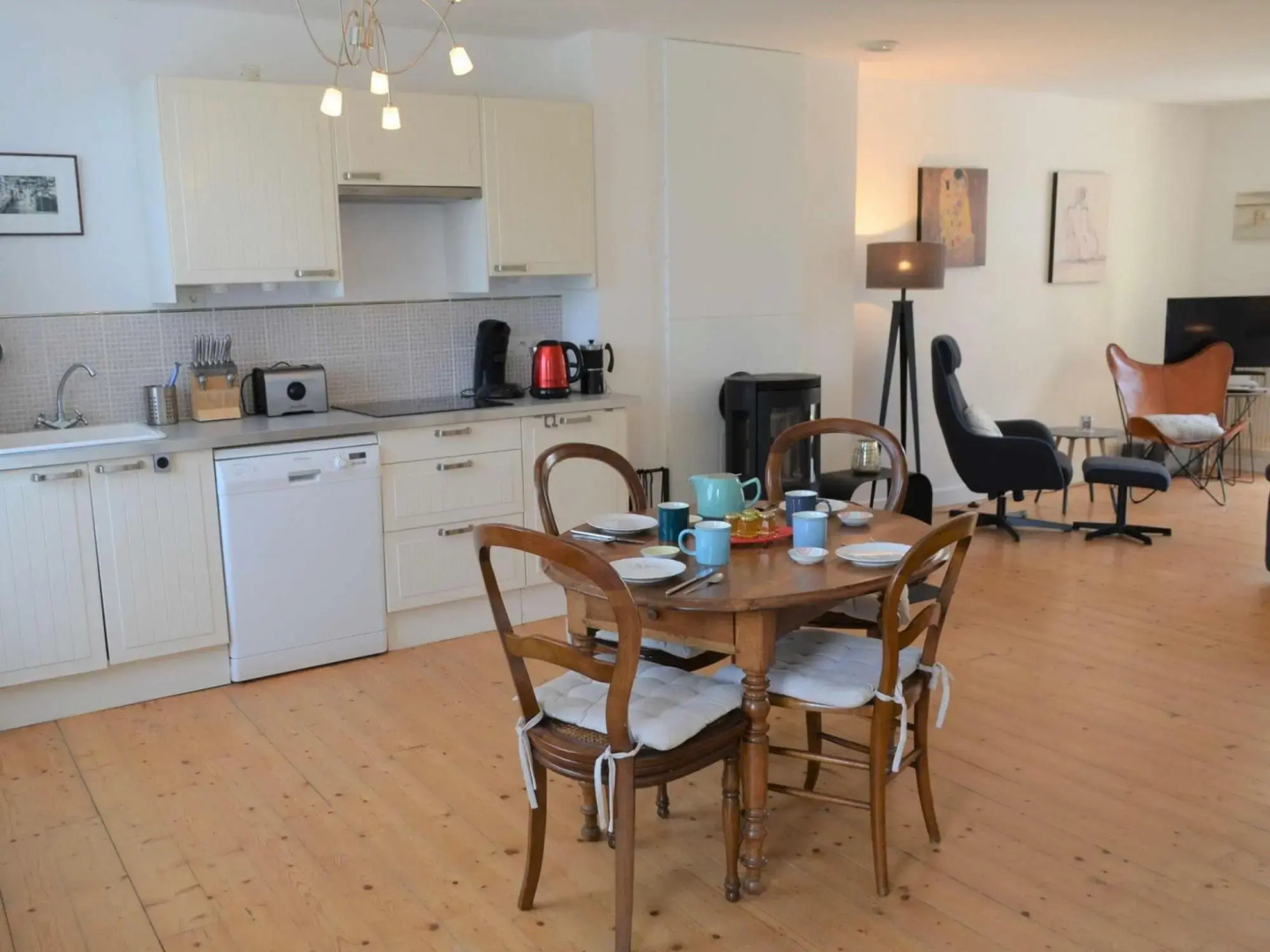 Charming Holiday Home Near the Beach, Locquirec