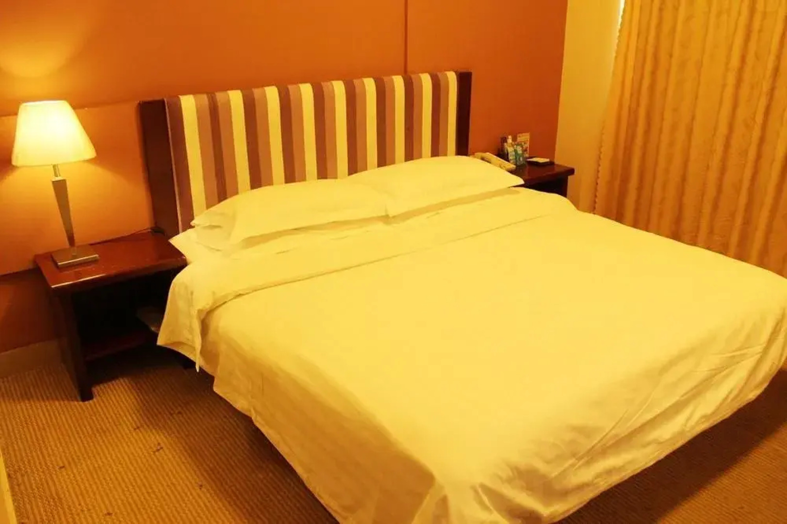 Hosenic Holiday Inn - Zibo