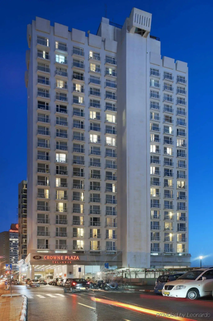 Crowne Plaza Tel Aviv Beach by IHG