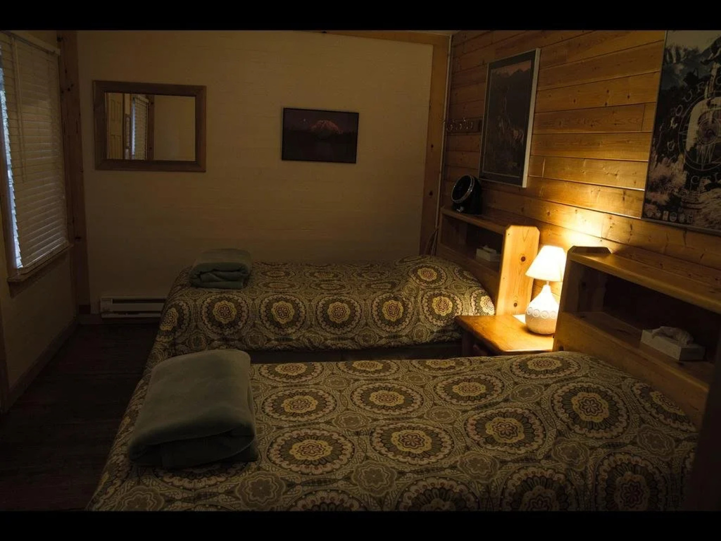 Whittaker's Motel & Historic Bunkhouse