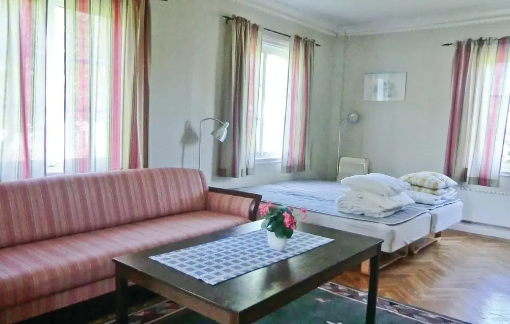 Nice Home in Färjestaden With 4 Bedrooms