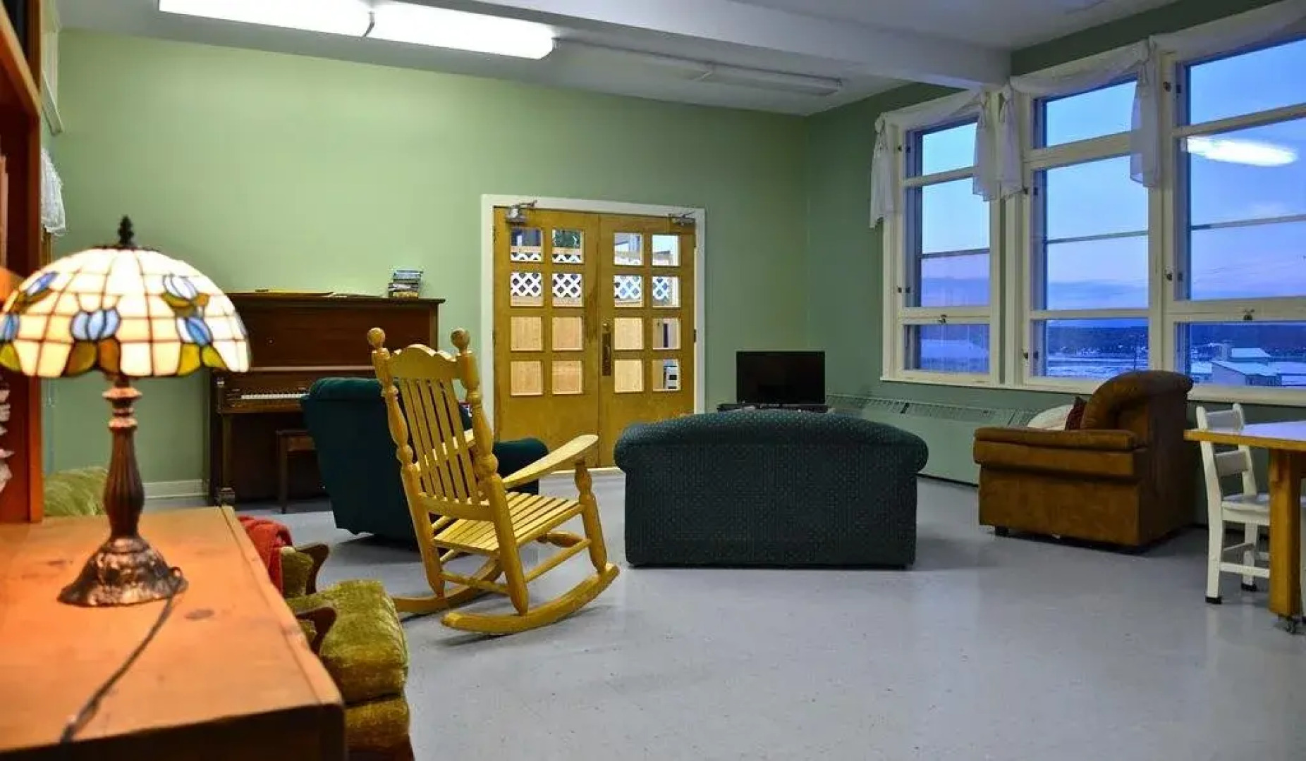 Auberge De Douglastown Hostel