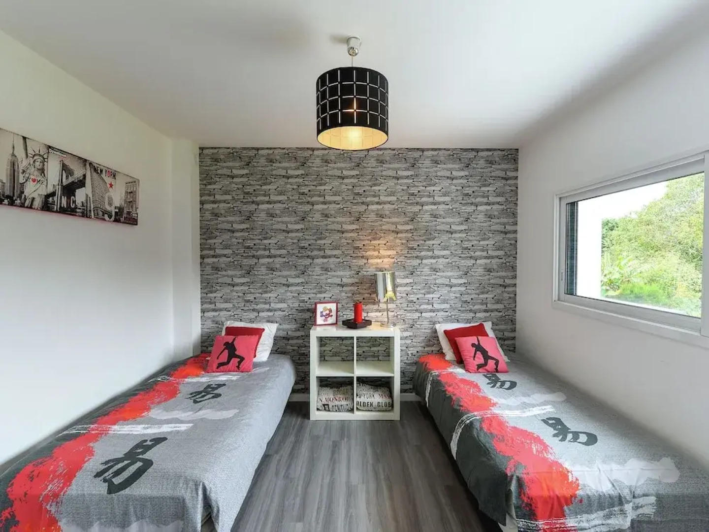 Welcoming Villa in Fouesnant With Swimming Pool