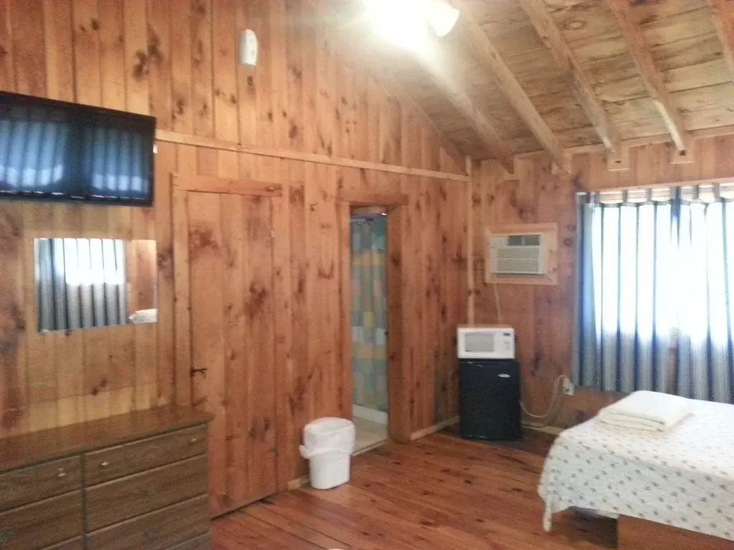 Paradise Resort and Cabins