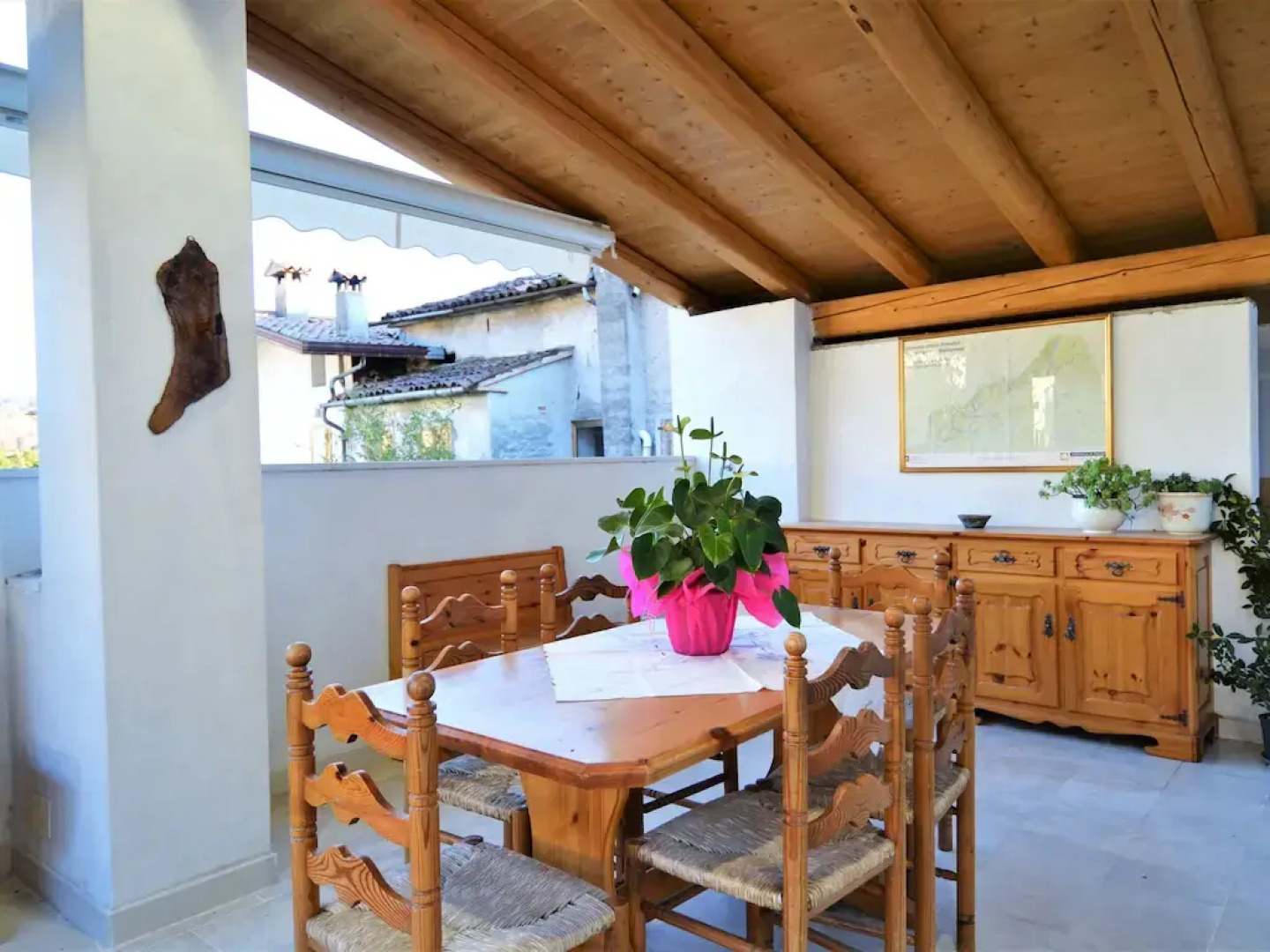 Pleasant Apartment in Miane With Shared Swimming Pool