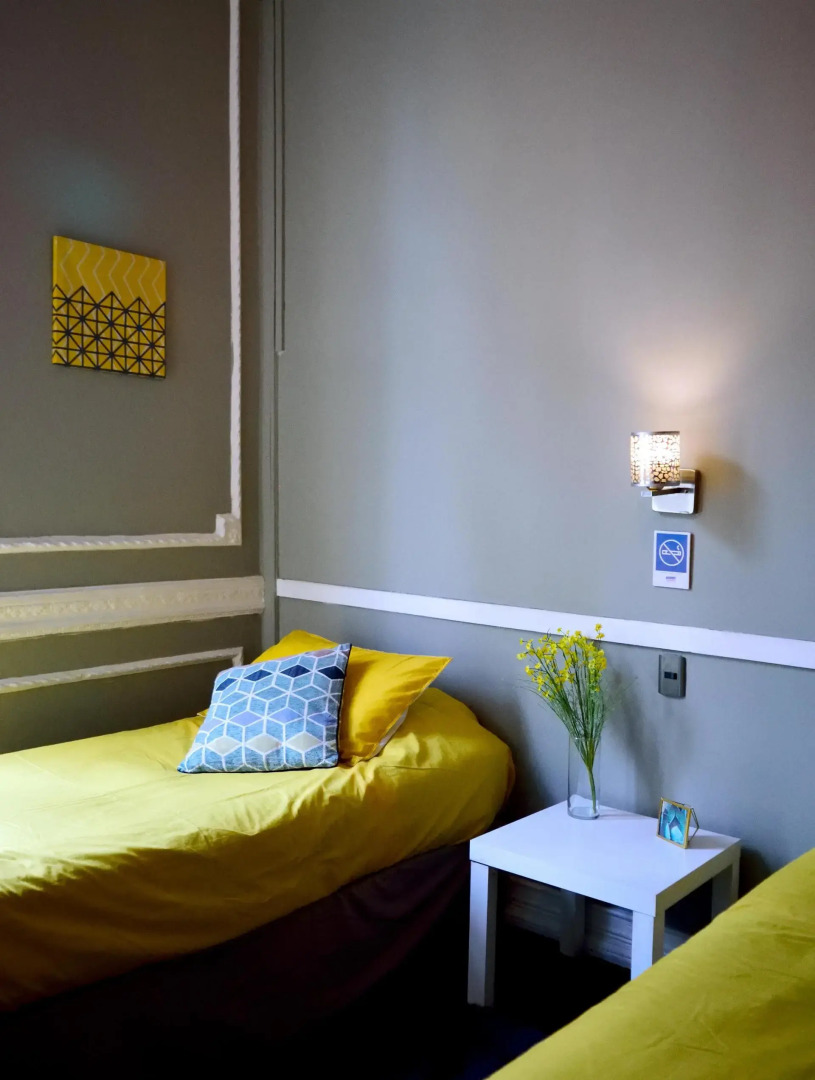 Santiago Backpackers