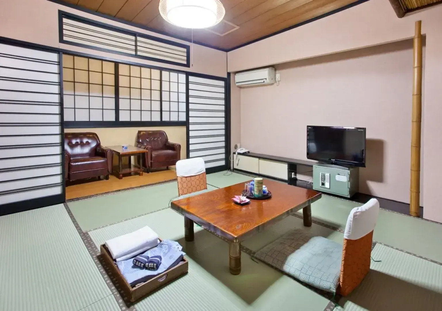 Tsuruya Ryokan