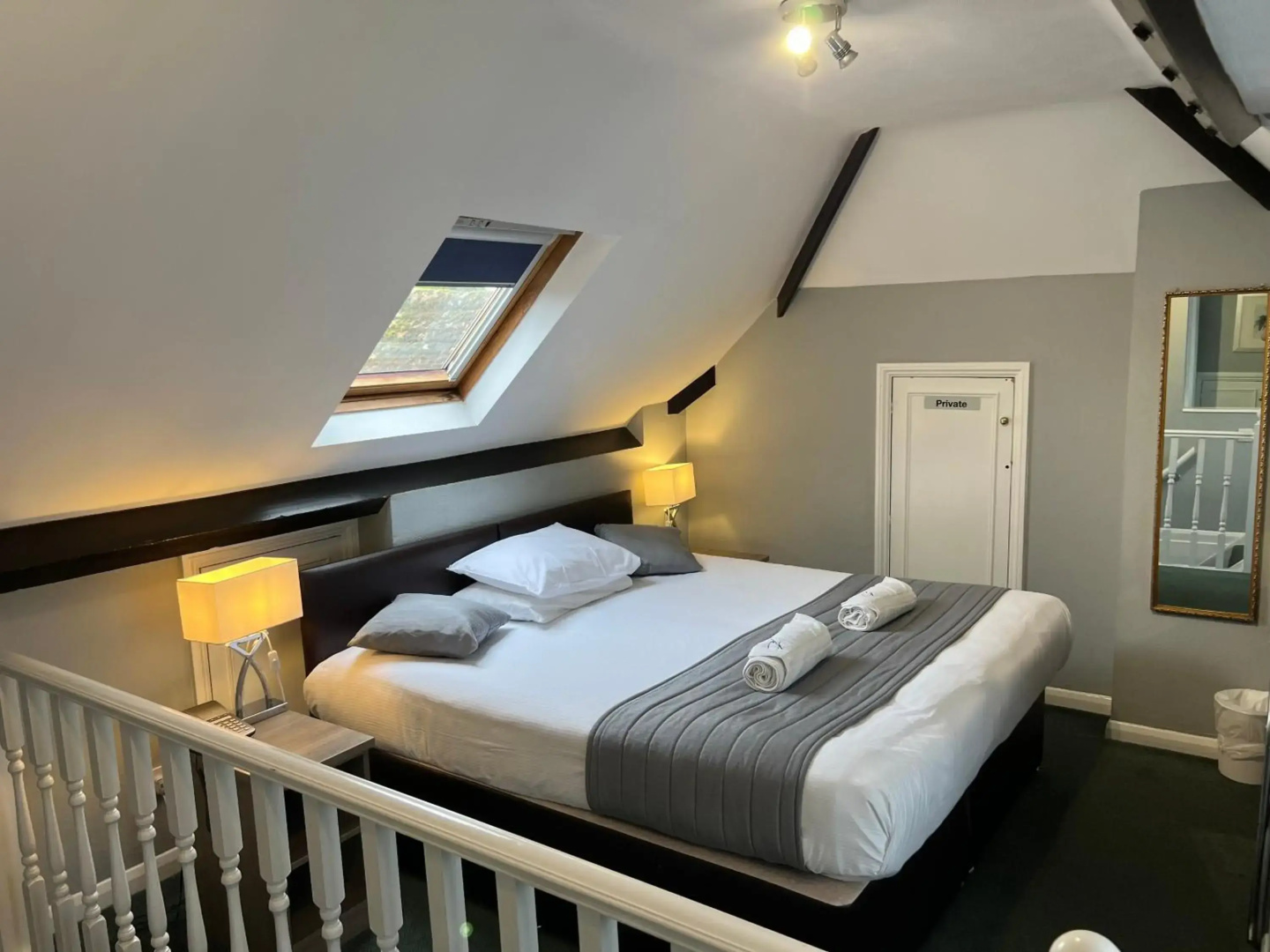 The Corner House Hotel Gatwick