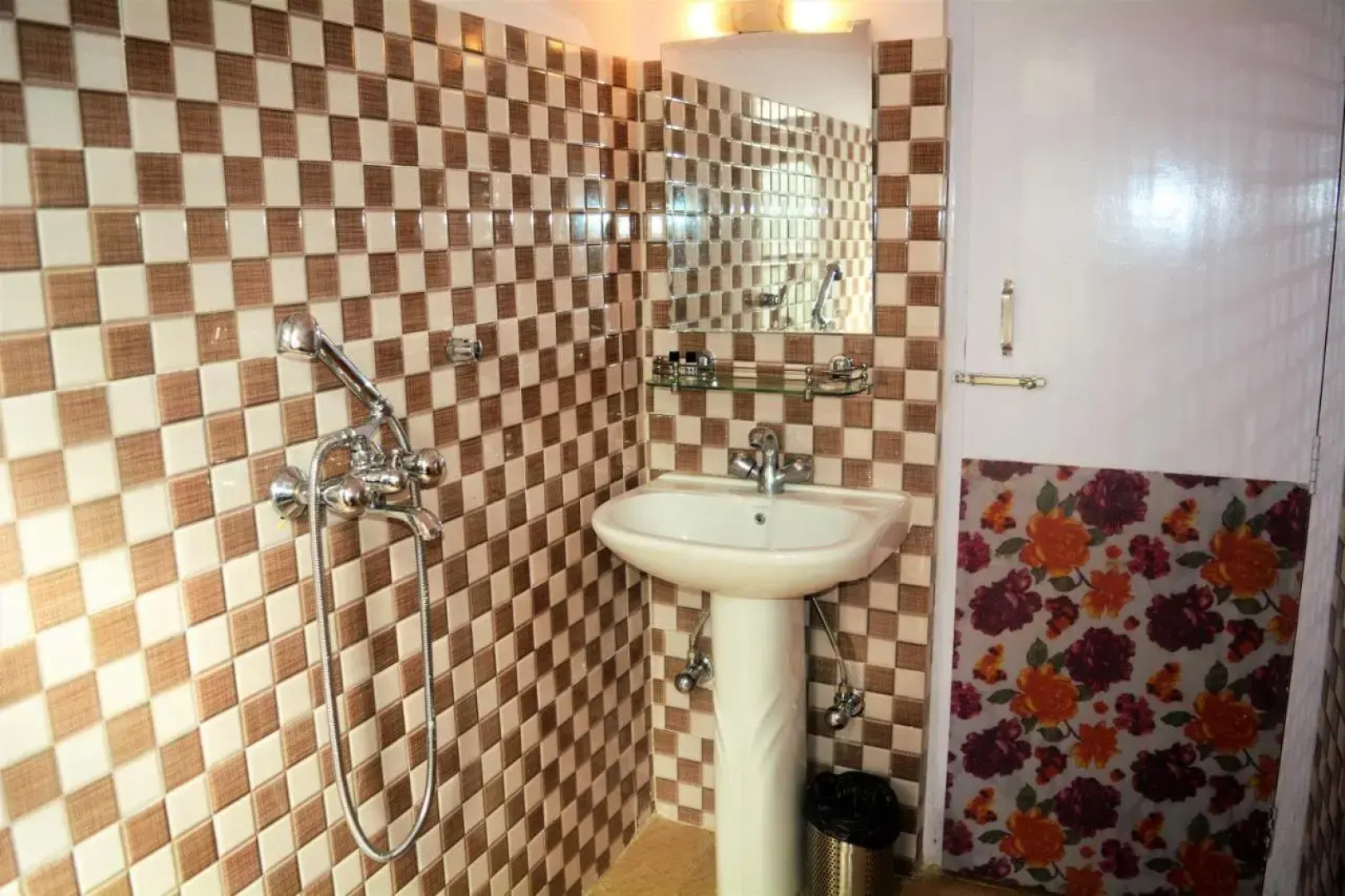 Rufina Lachung De'Crown