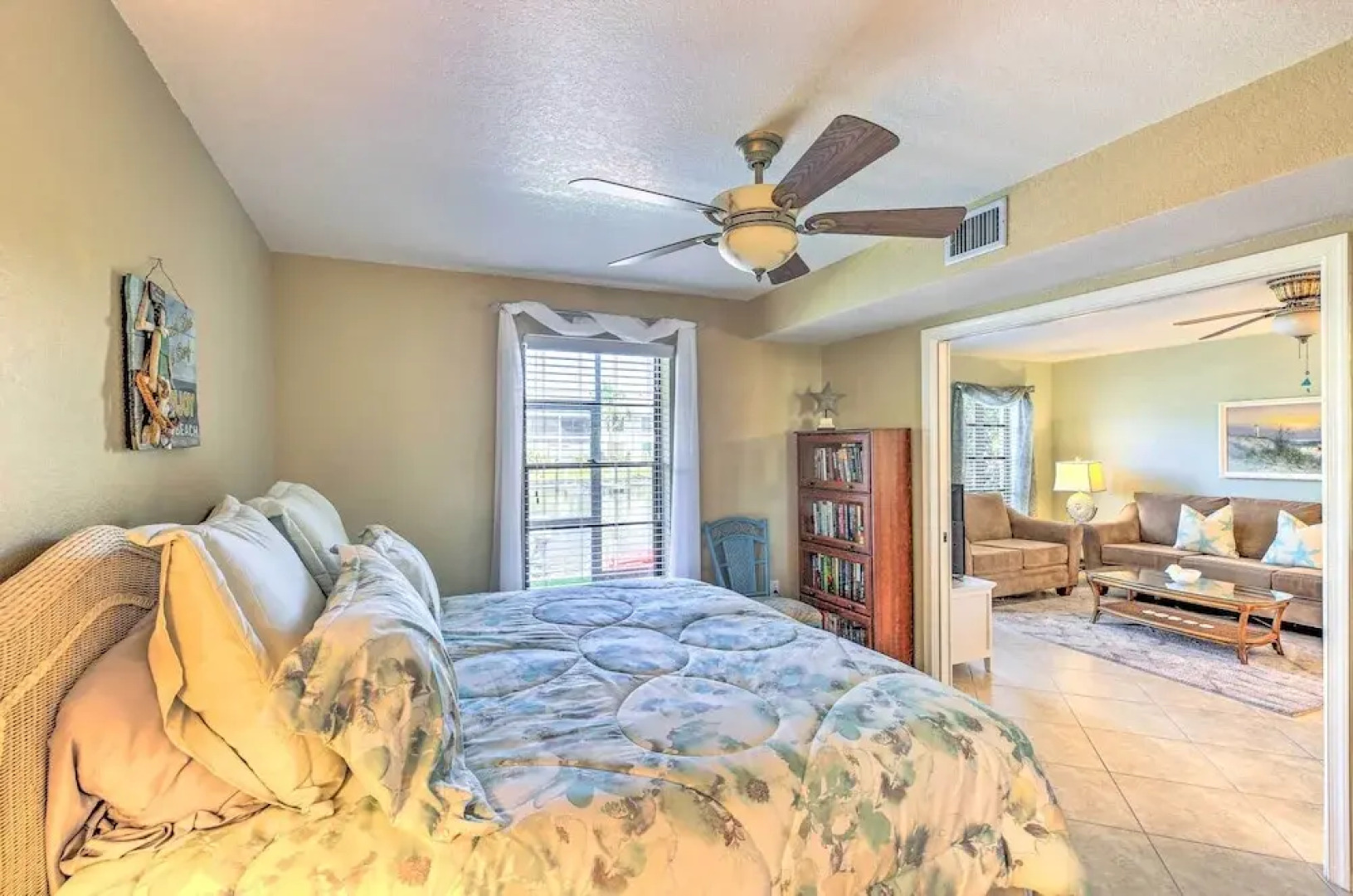 Waterfront Condo w/ Dock - Walk to Fishermens!