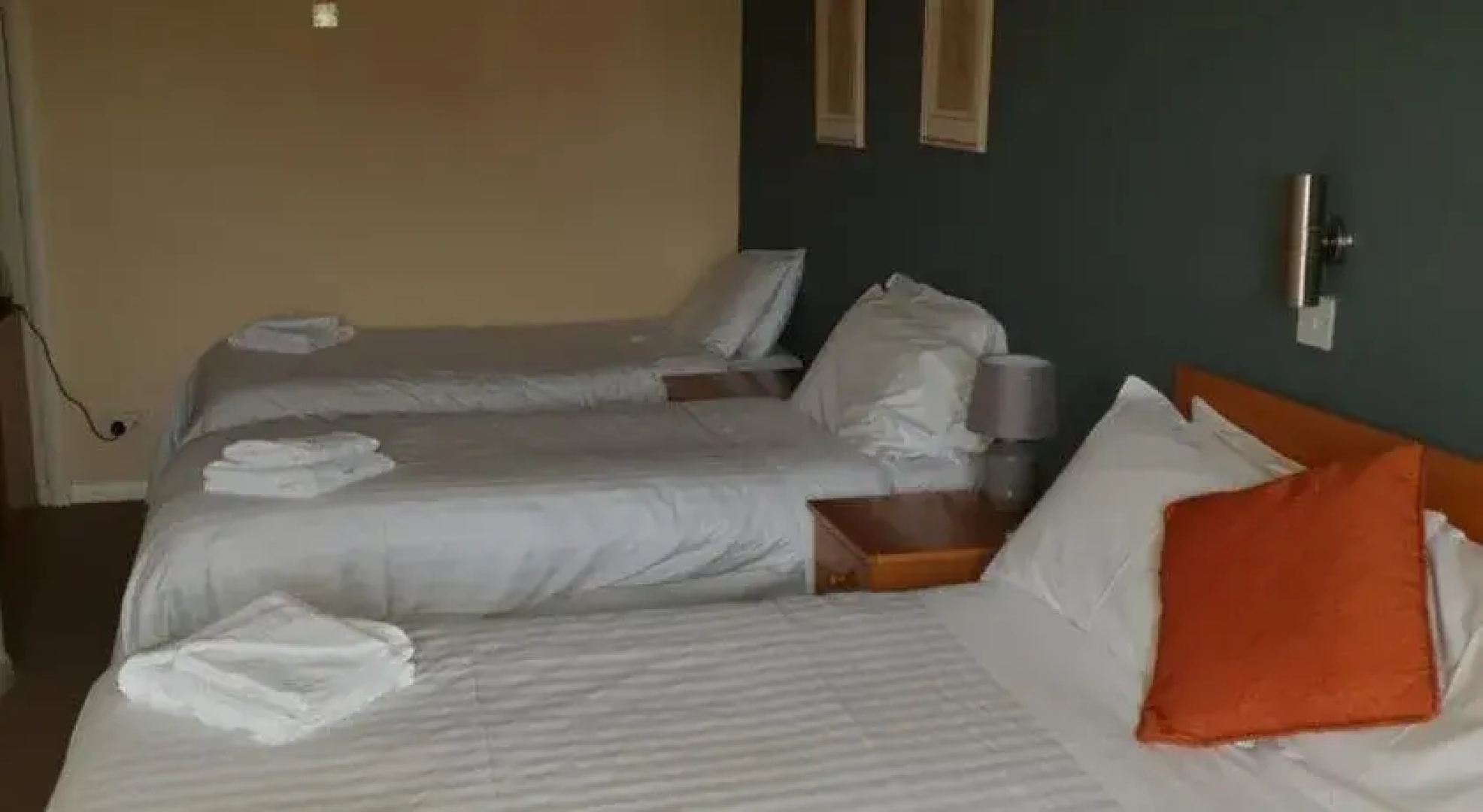 Queensberry Arms Hotel