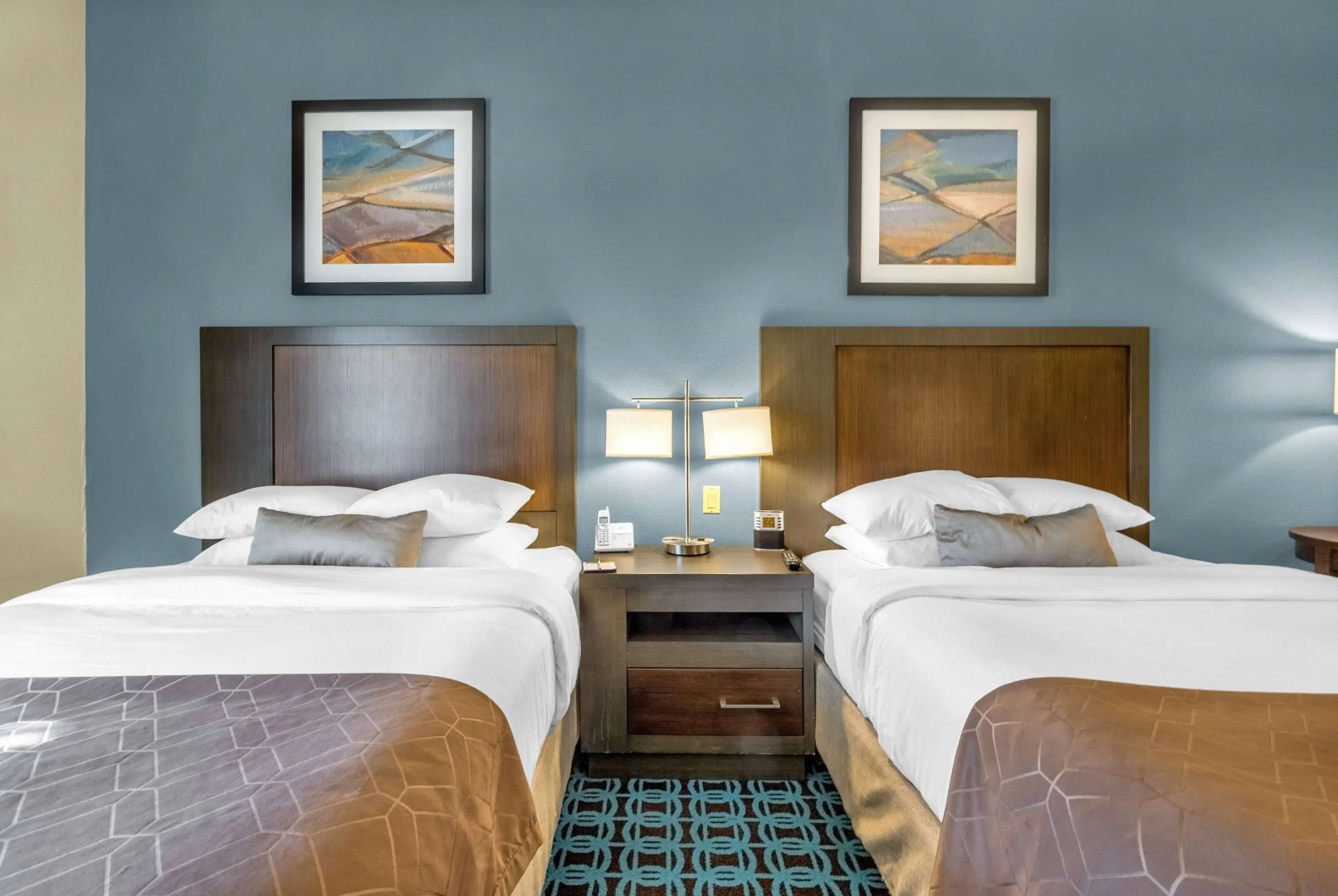 Wingate by Wyndham Chicago Schaumburg