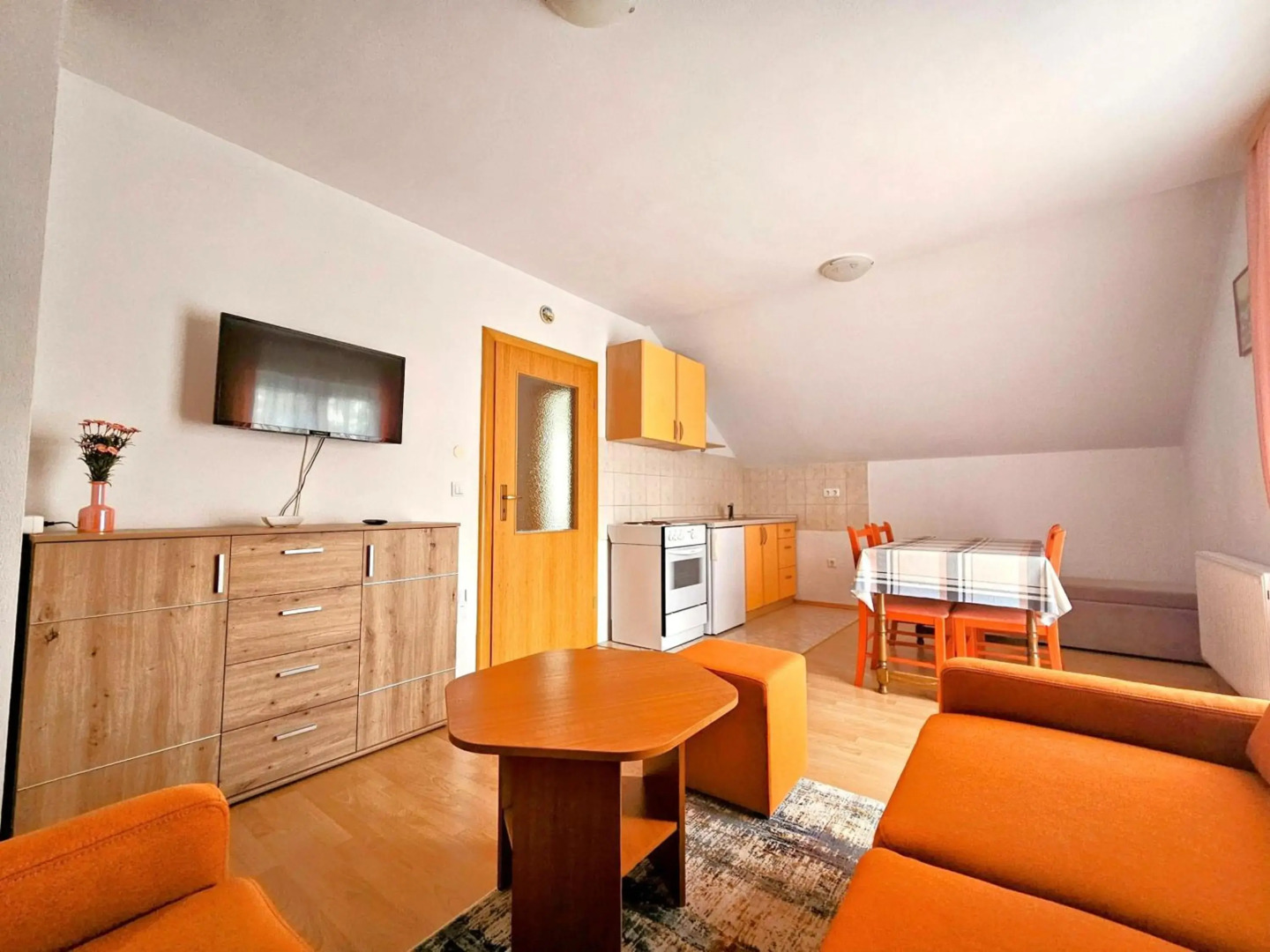 Apartman M. Rados