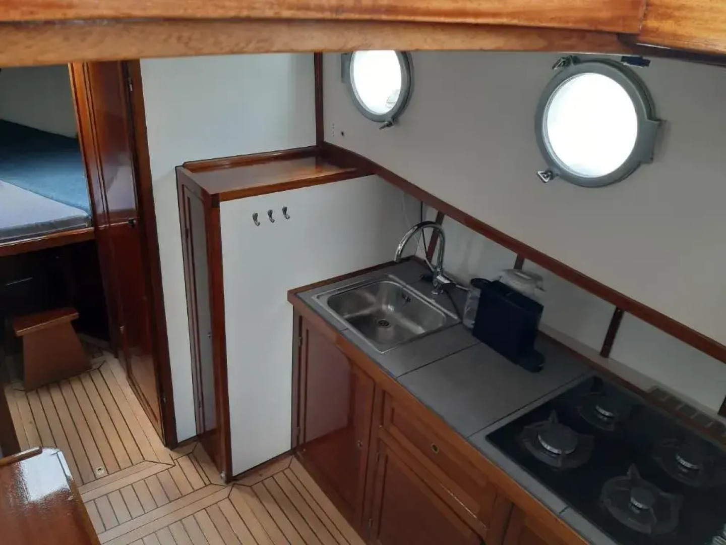 Privé B&B Motorsailer Rataplan