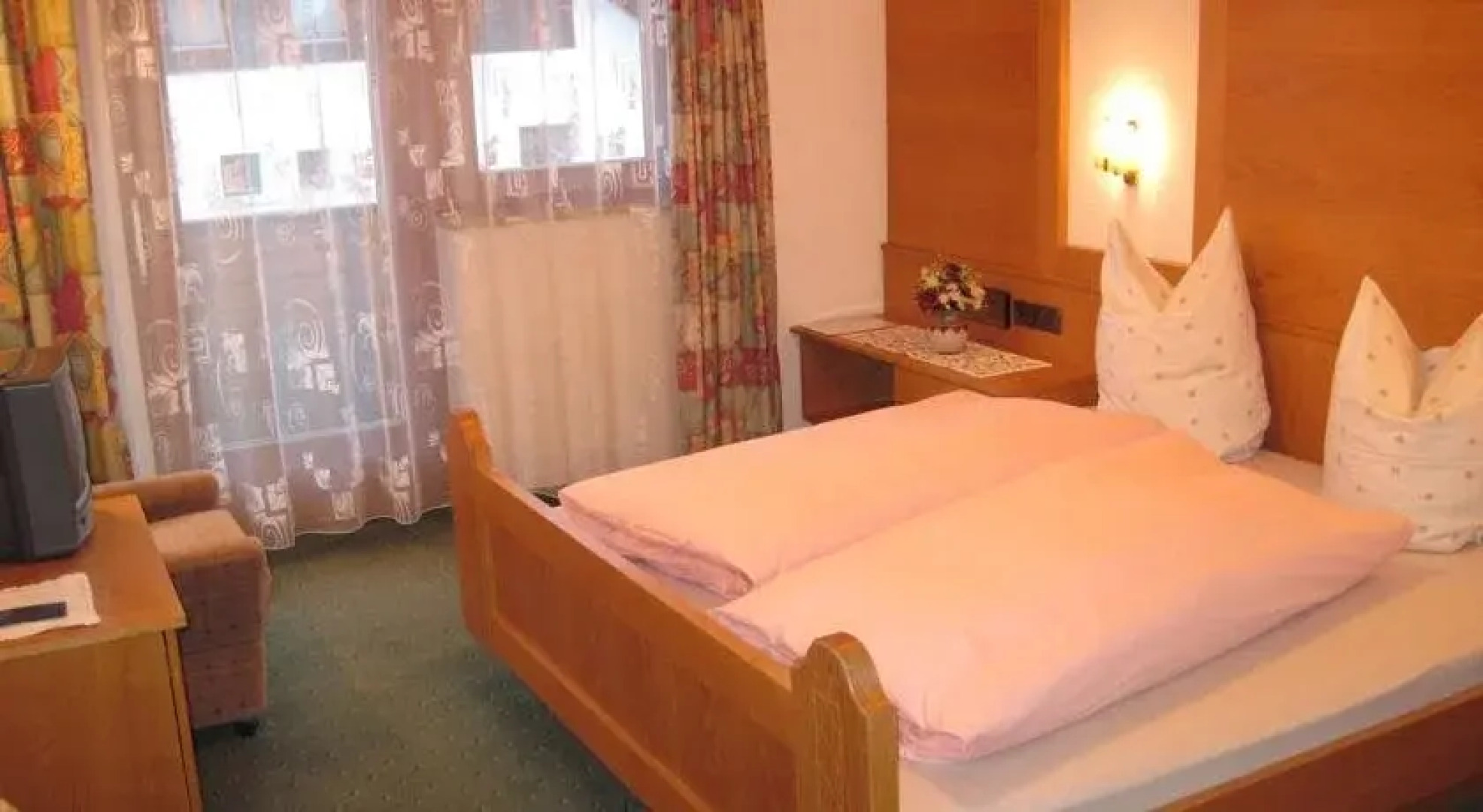 Frühstückspension & Ferienhaus Fädnerspitze