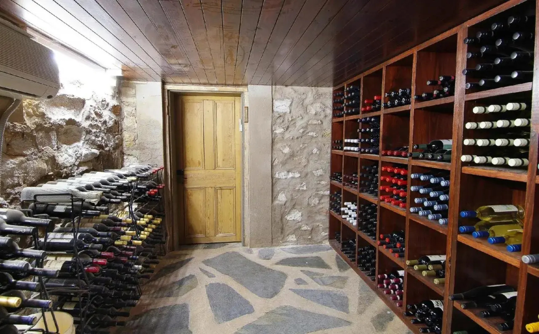 The Standpipe Golf Motor Inn