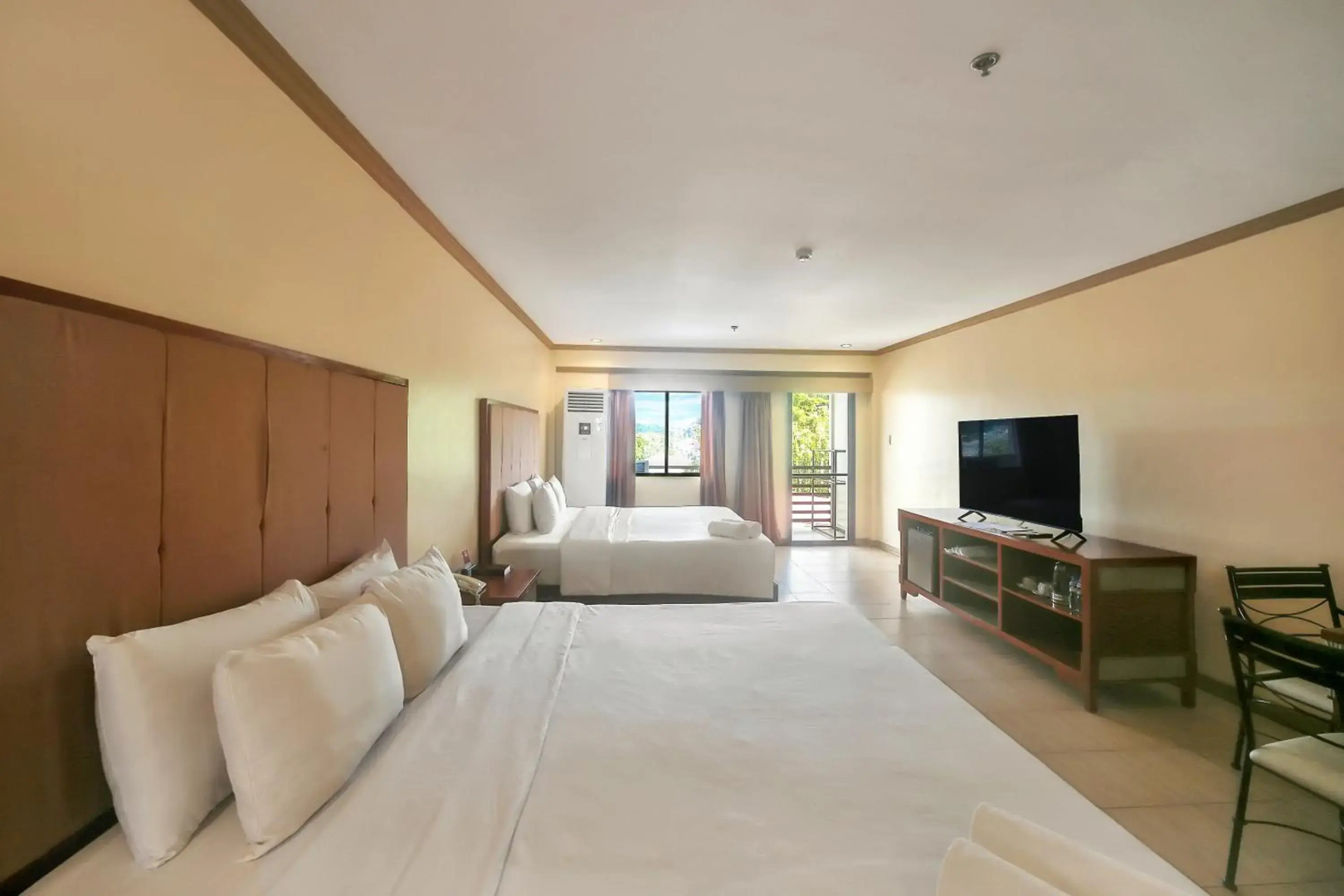 Whiterock Beach Hotel + Waterpark