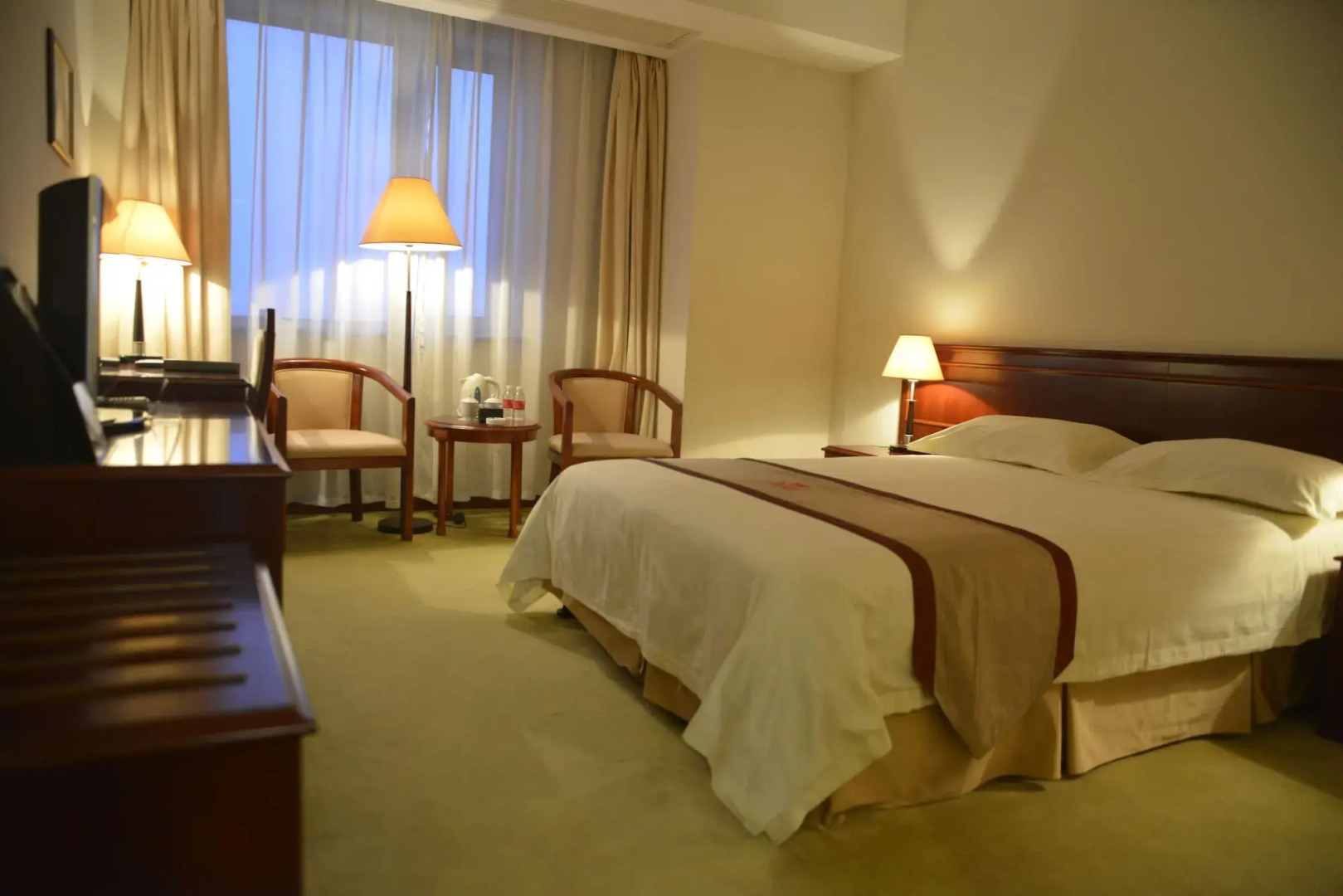 Shanghai Airlines Travel Hotel