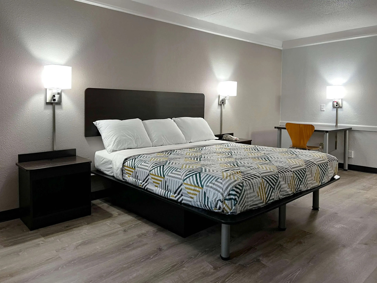 Motel 6 Hazelwood, MO