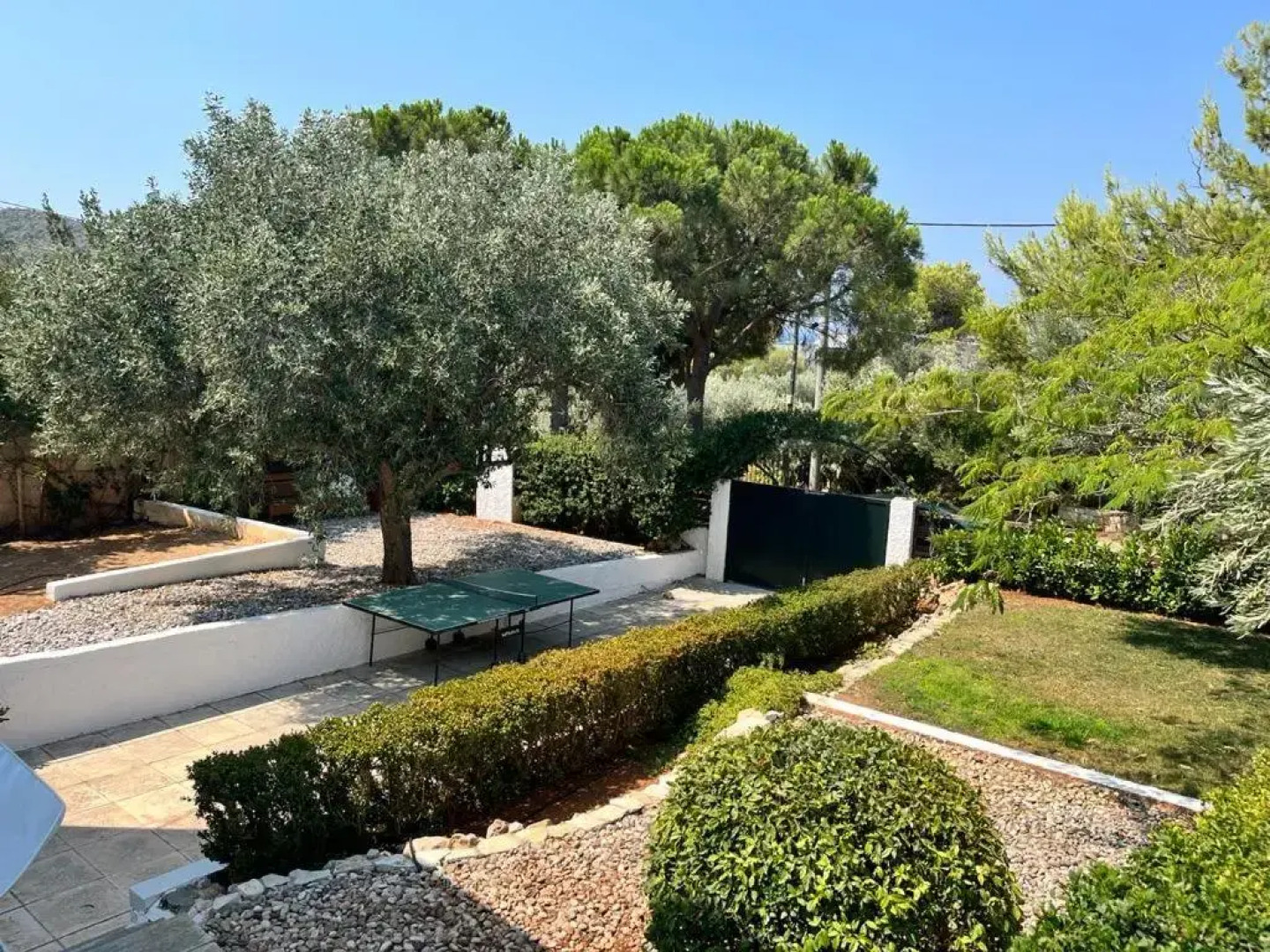 5 Bedroom Villa with Private Pool, Saronida, Athens Riviera