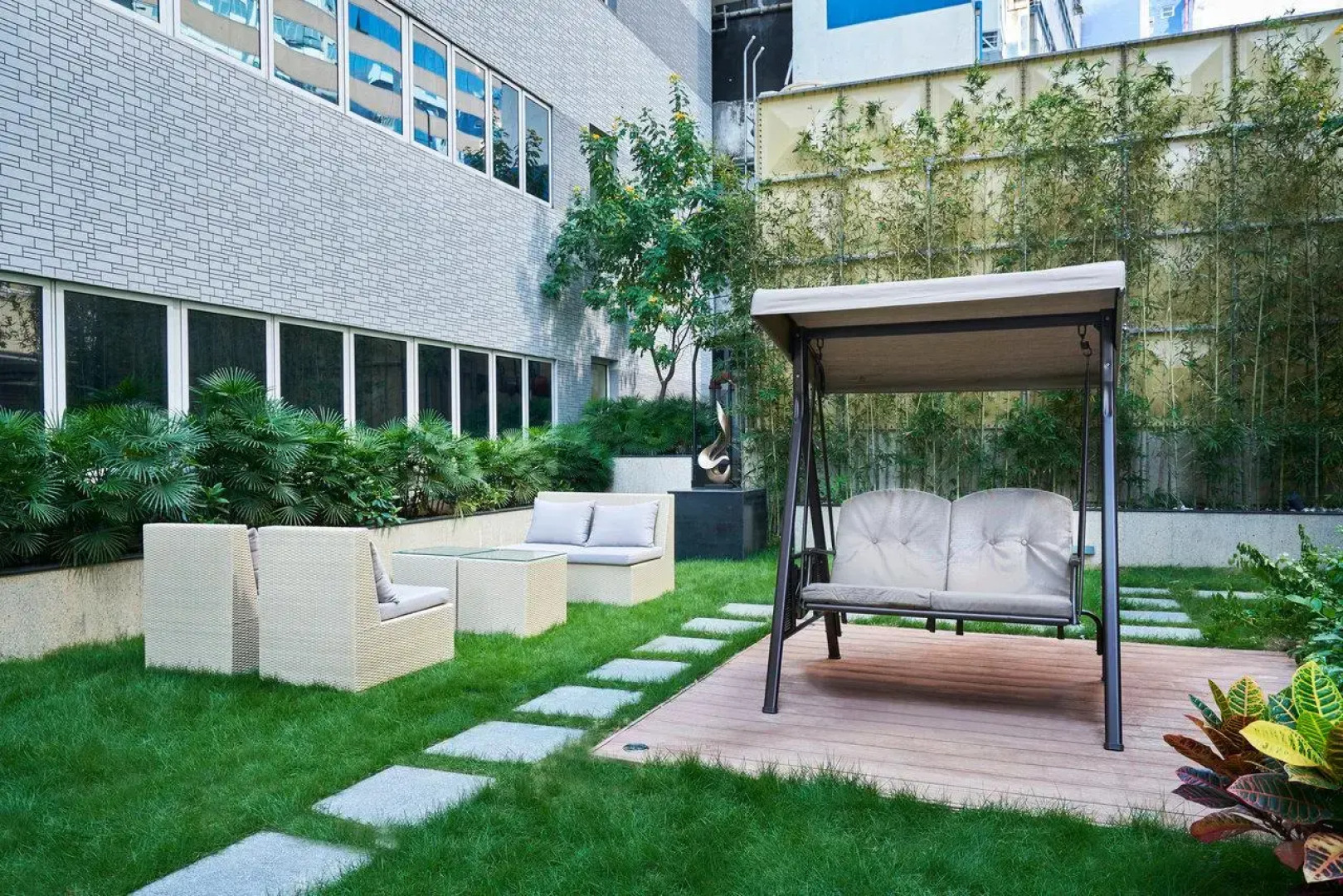 Hotel Ease Tsuen Wan