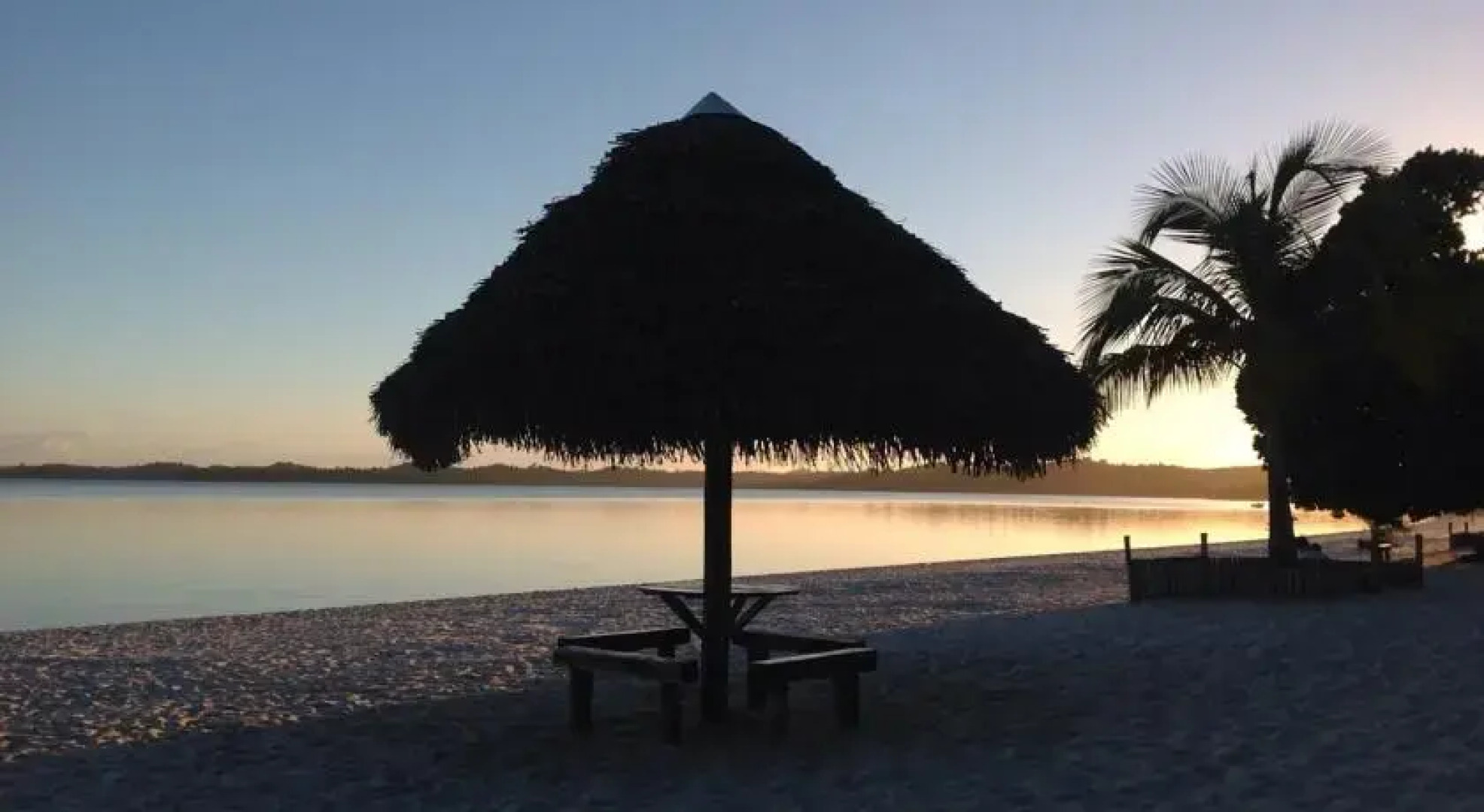 Hotel Pangalanes Jungle Nofy