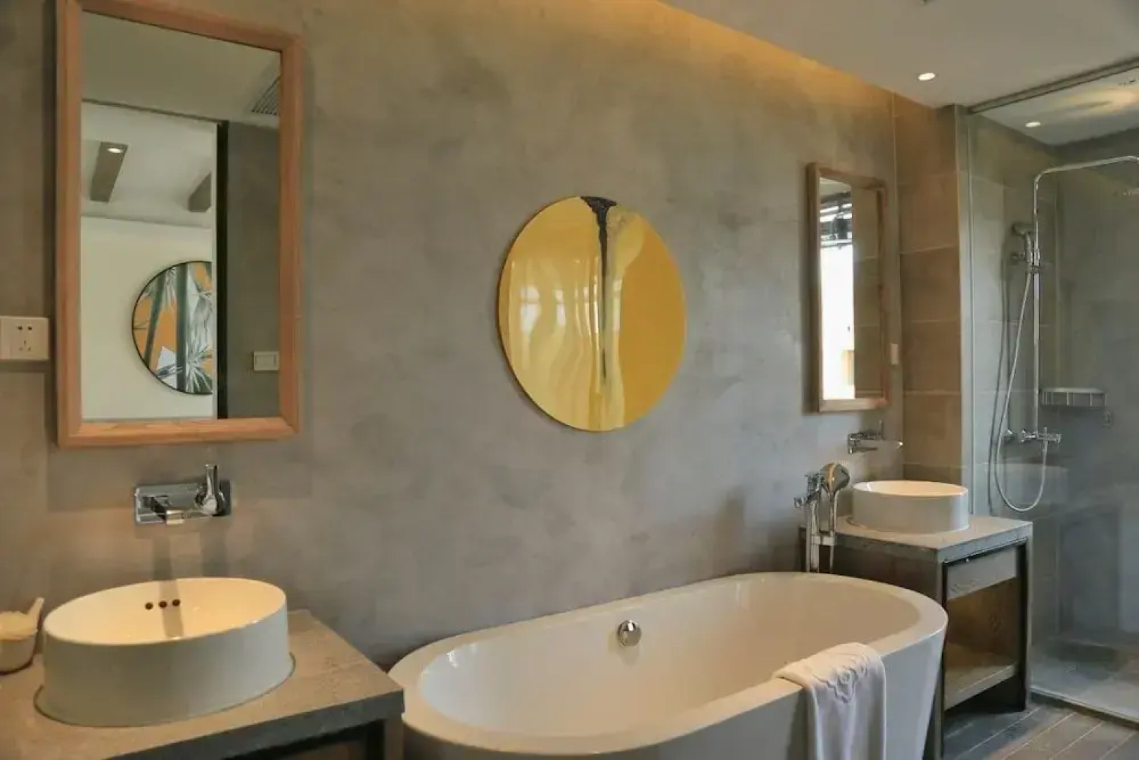 Maritime Seclusive Life·Perfume Bay