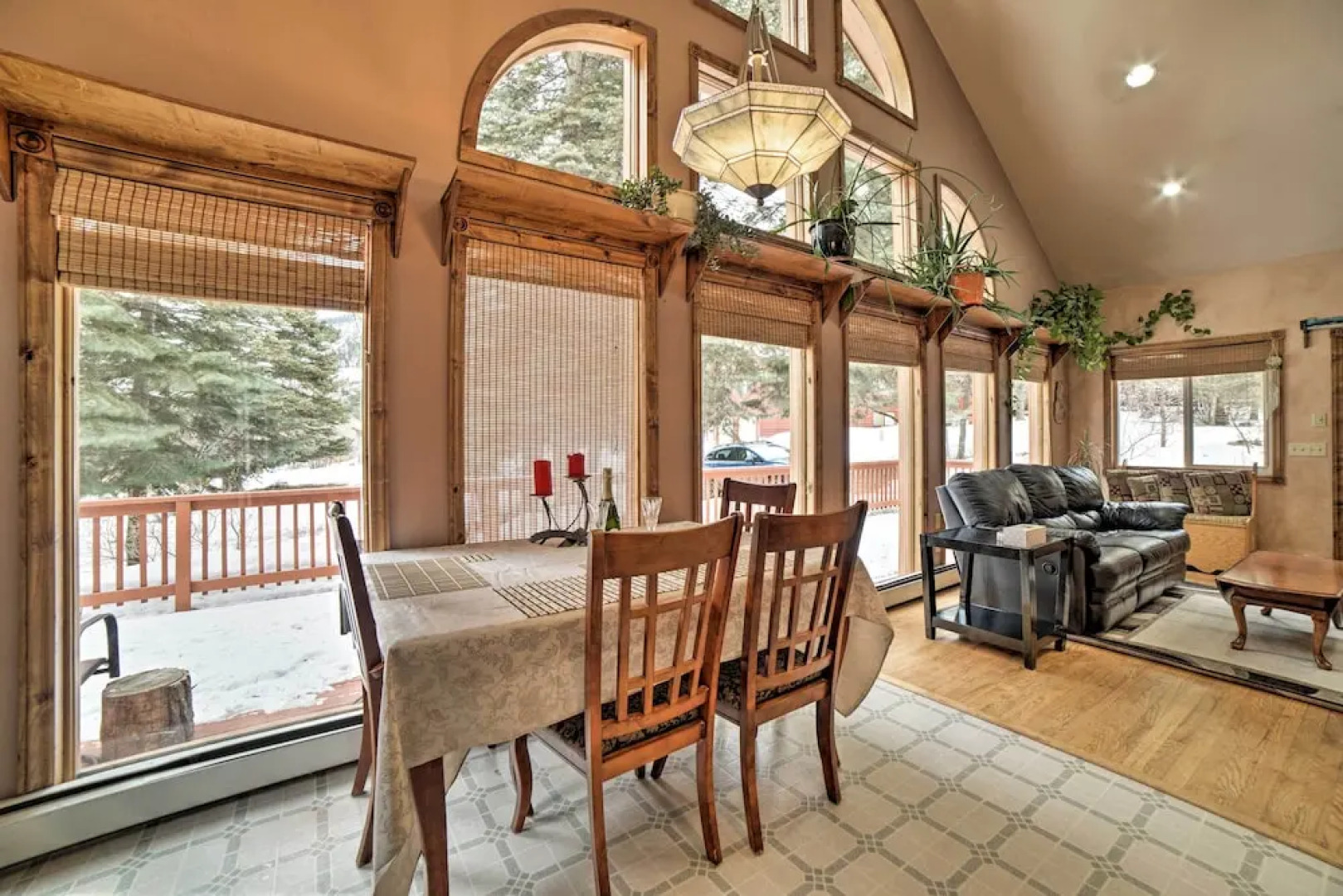 Cozy Home w/ Mountain Views Near Ouray Hot Springs