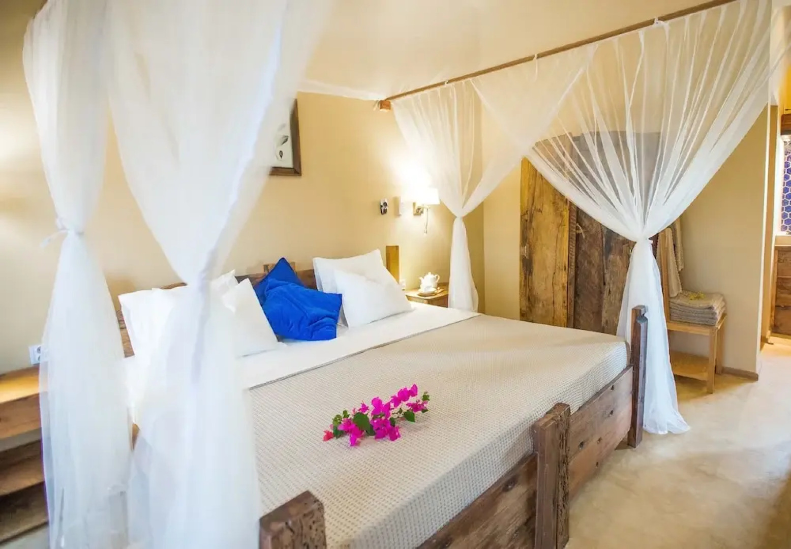 Clove Island Villas & Spa