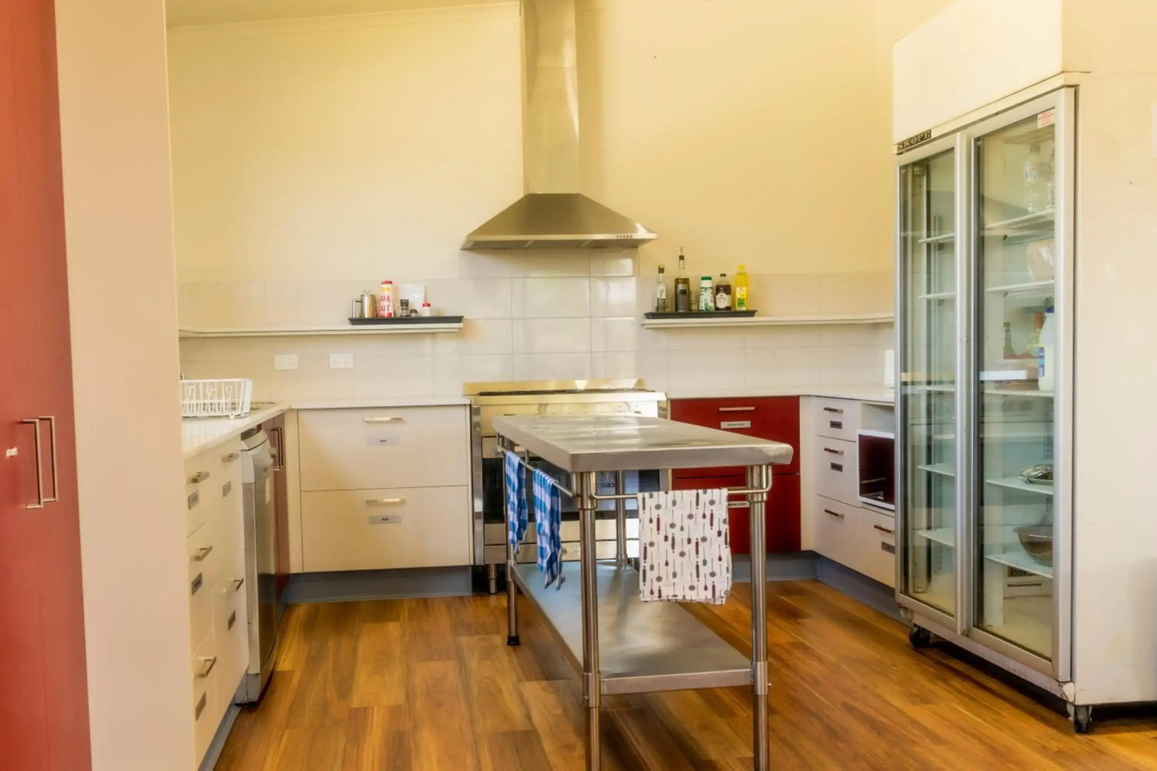 Bellarine Lodge Sleeps 30