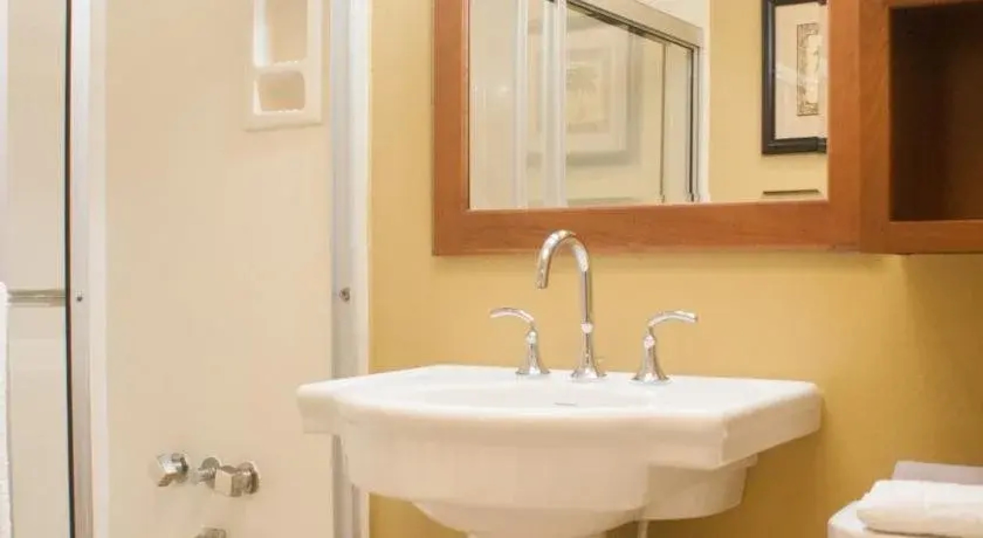 Desert Isle of Palm Springs