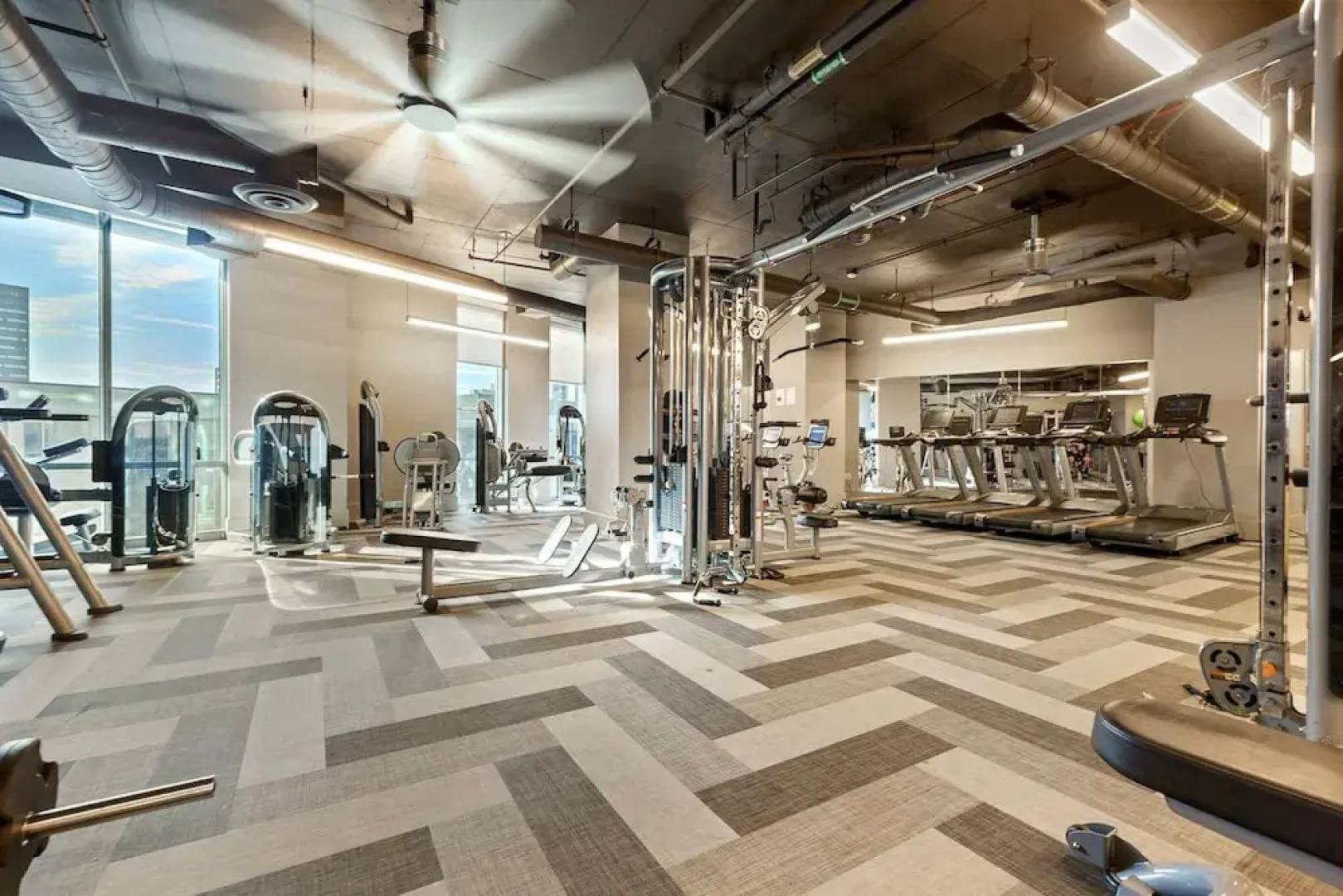 The Luxe Suites at University City