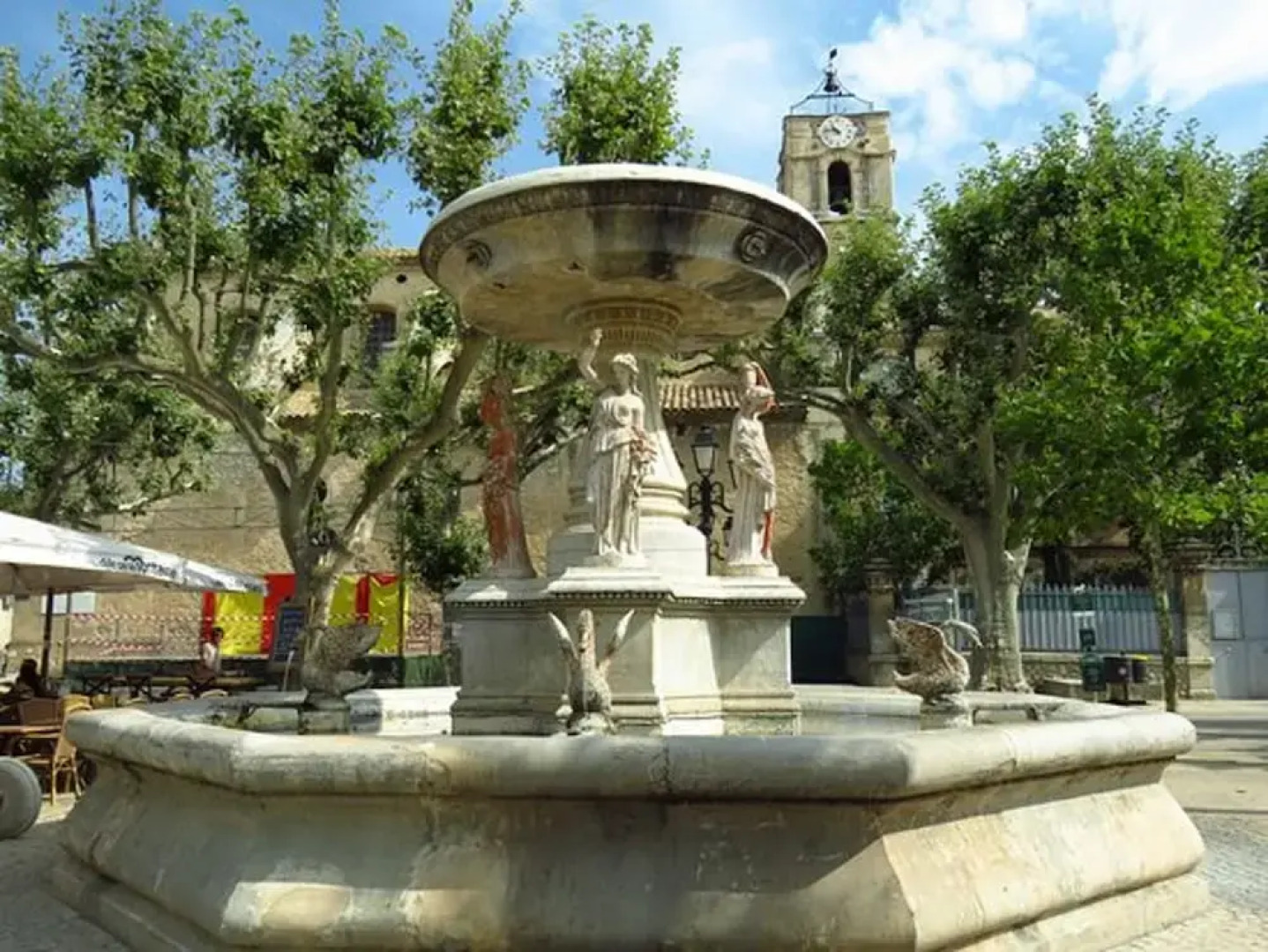 Apartment With one Bedroom in Maussane-les-alpilles, With Pool Access,