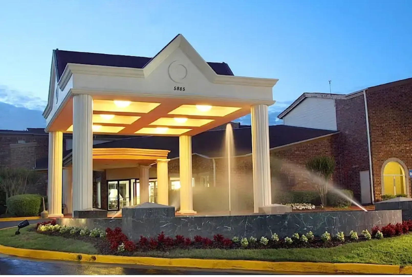 The Congress Hotel and Suites Norcross