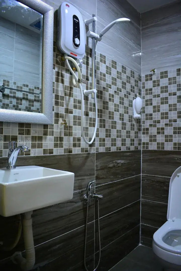 One 5 Residence Homestay