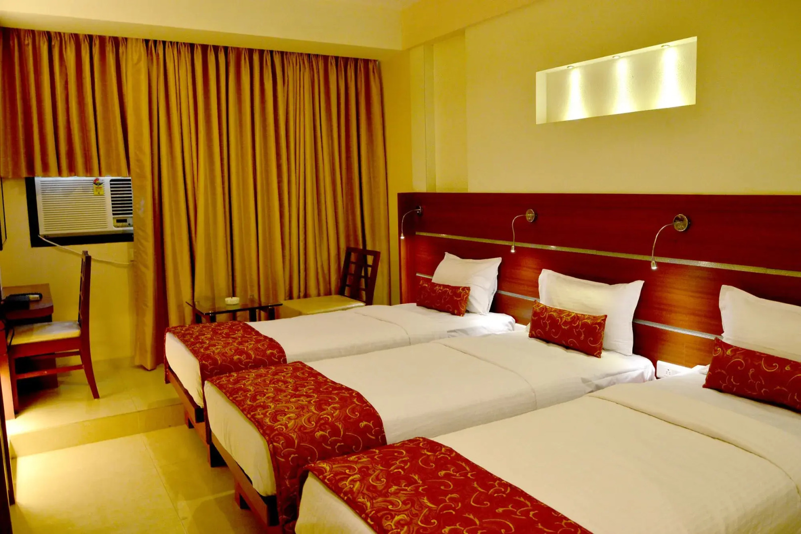 Hotel Vinamra Residency