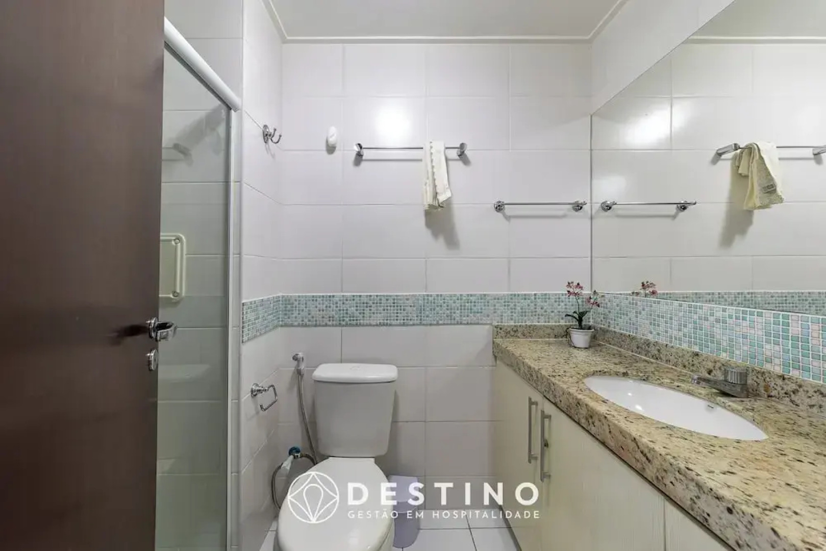 Apto Beira Mar com Vista e Pé na Areia