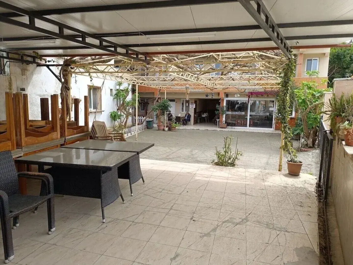 Yunus Hotel & Bungalow