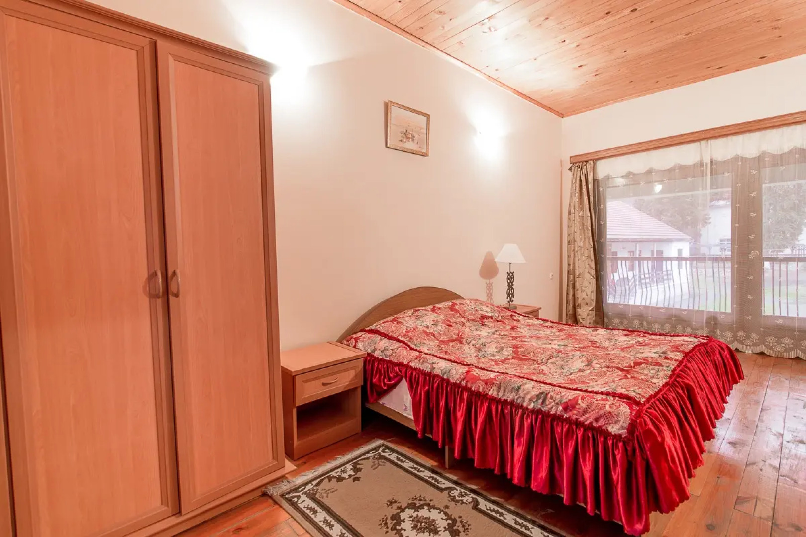 Отель Айтар