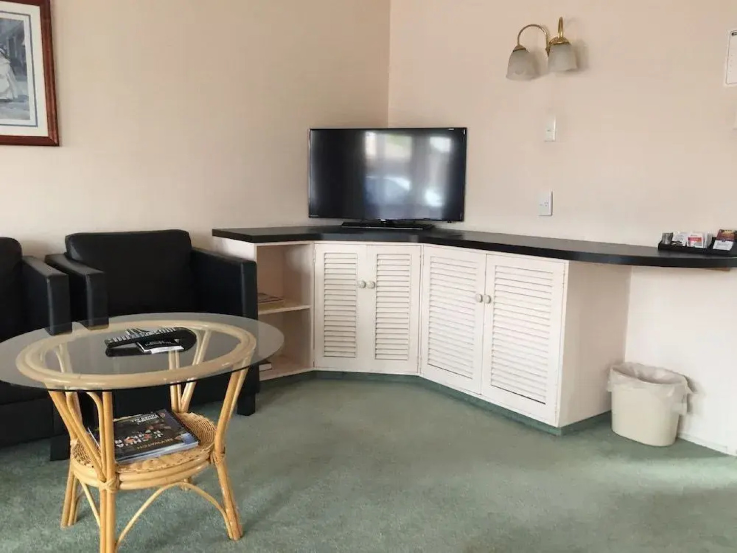 Boulevard Motel & Restaurant