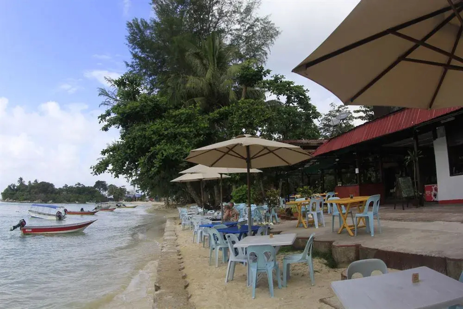 Watercolours Resort & Dive Centre