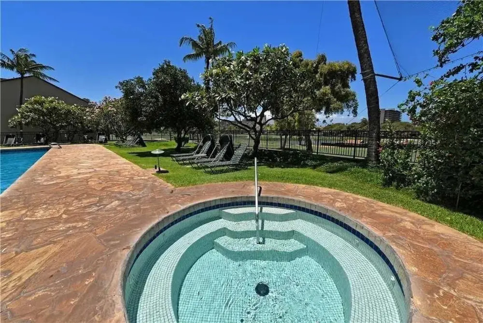 Kaanapali Royal #E302 - 2 Br Condo