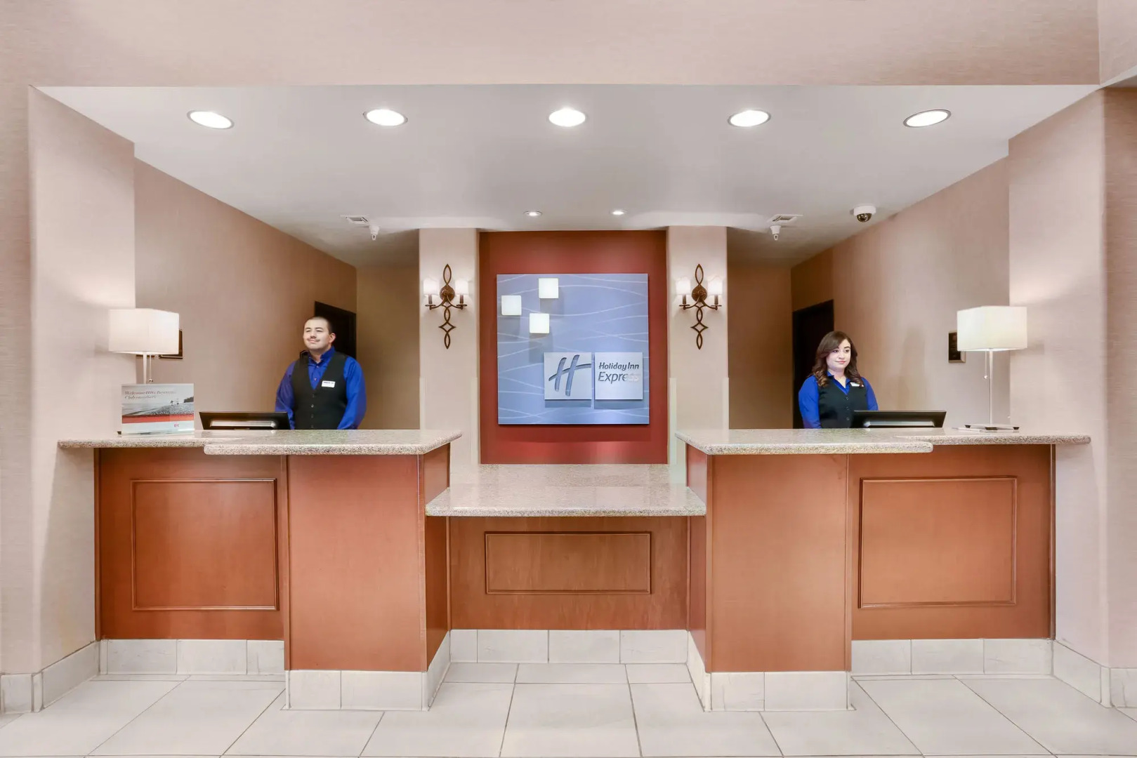 Holiday Inn Express & Suites Yuma by IHG