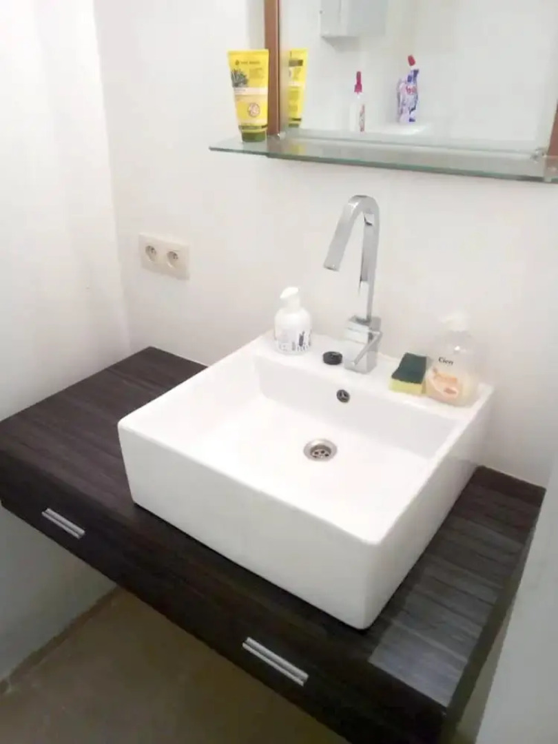 Apartment with 2 Bedrooms in Waterloo, with Wifi