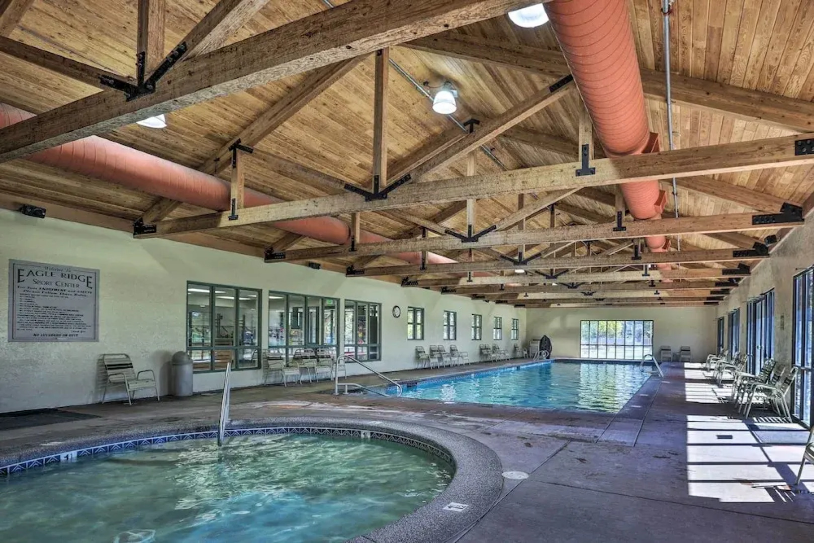 Charming Redmond Townhome w/ Resort Amenities