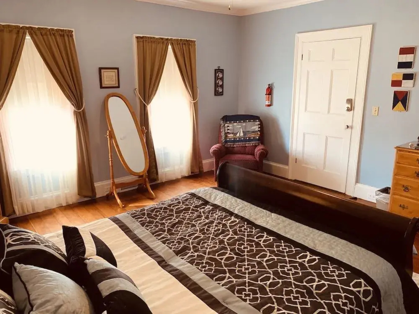 Centennial Inn Bed & Breakfast