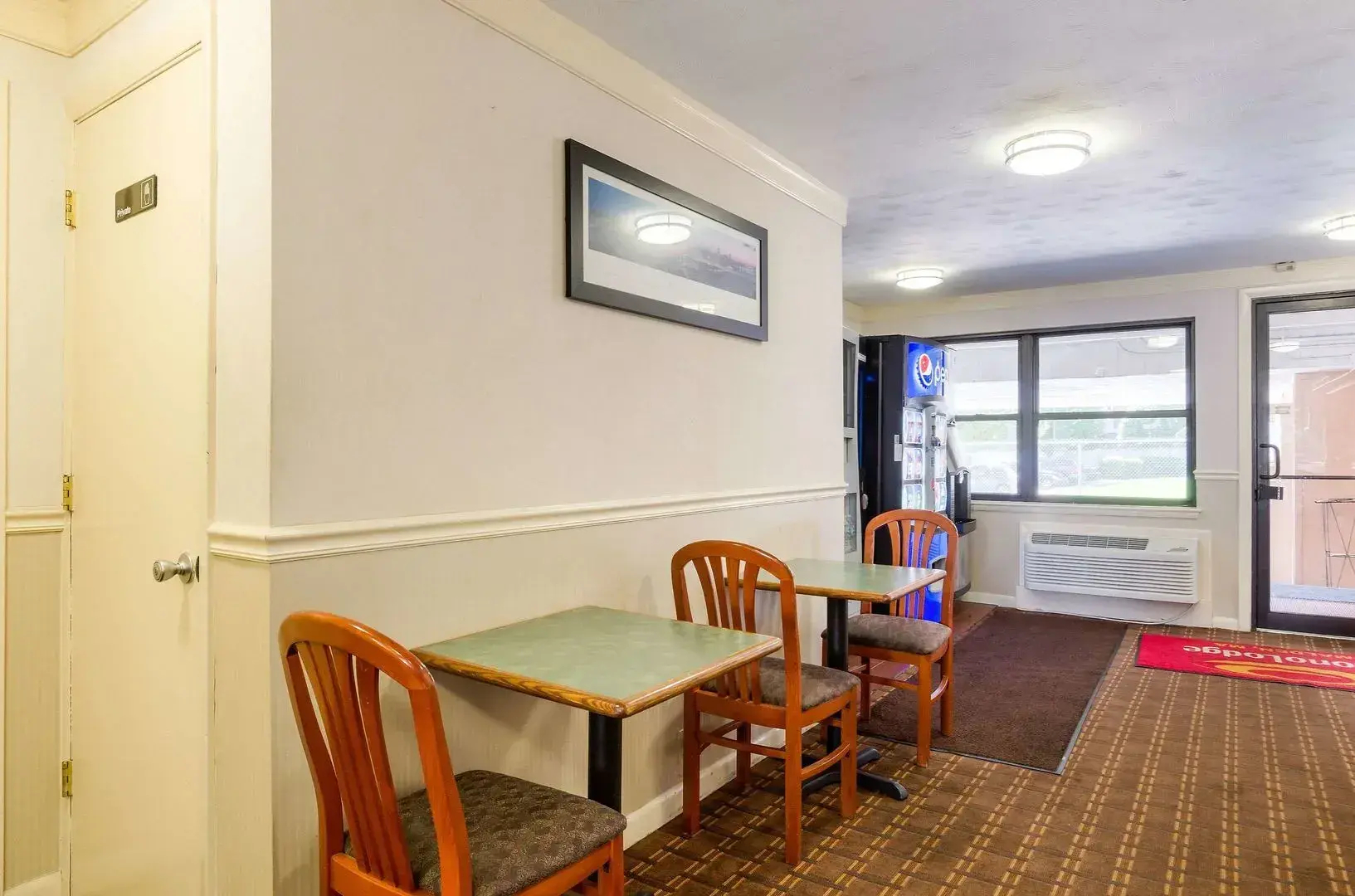 Howard Johnson by Wyndham Malden Boston Area